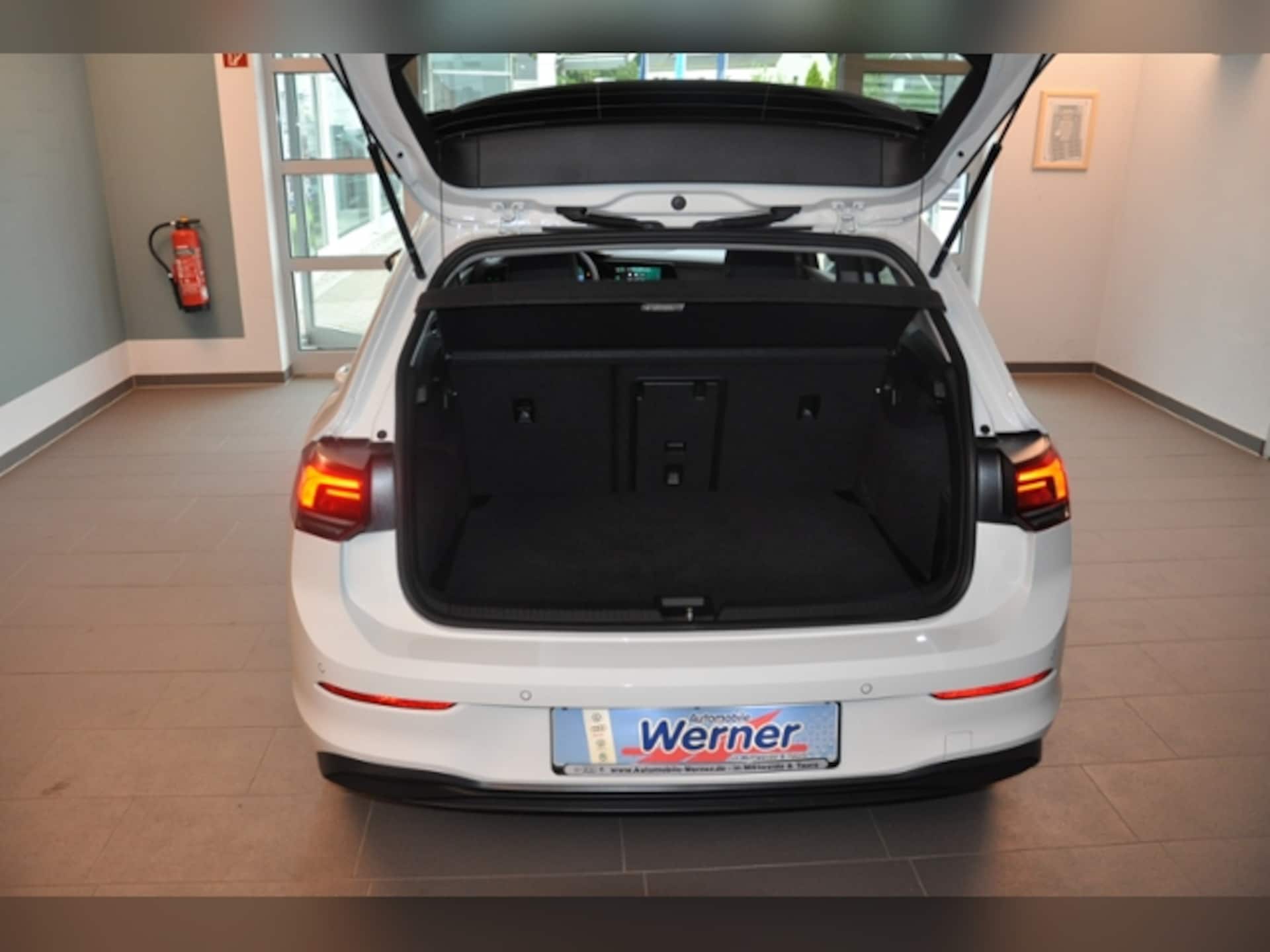 Volkswagen Golf Life