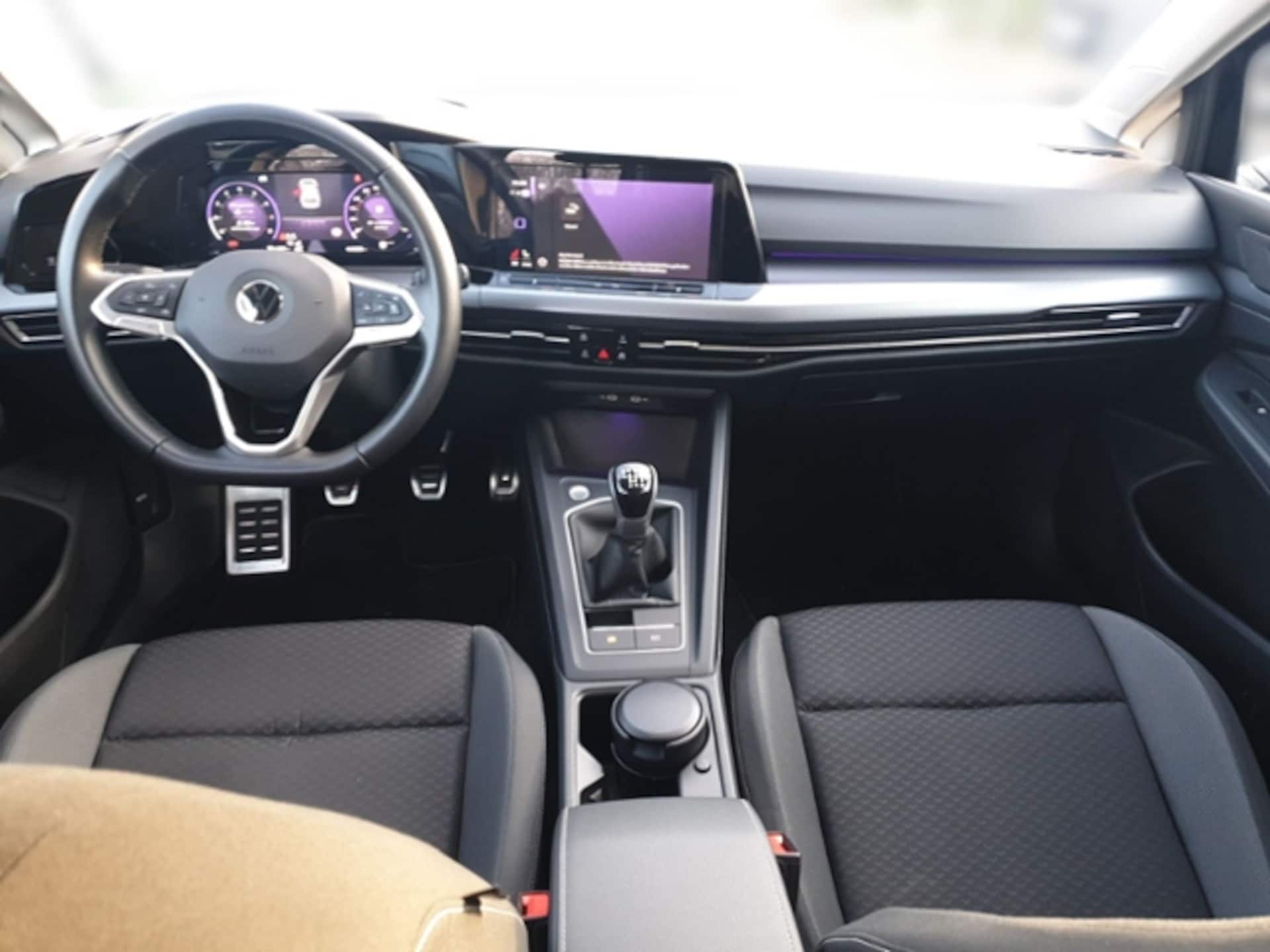 Volkswagen Golf Active