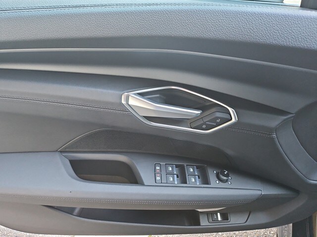 Image about Audi e-tron GT e-tron quattro