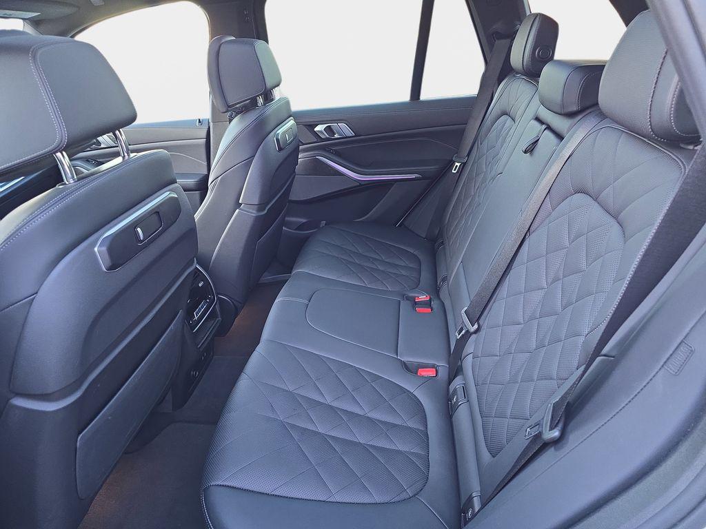 2025 BMW X5 40i - Photo 17