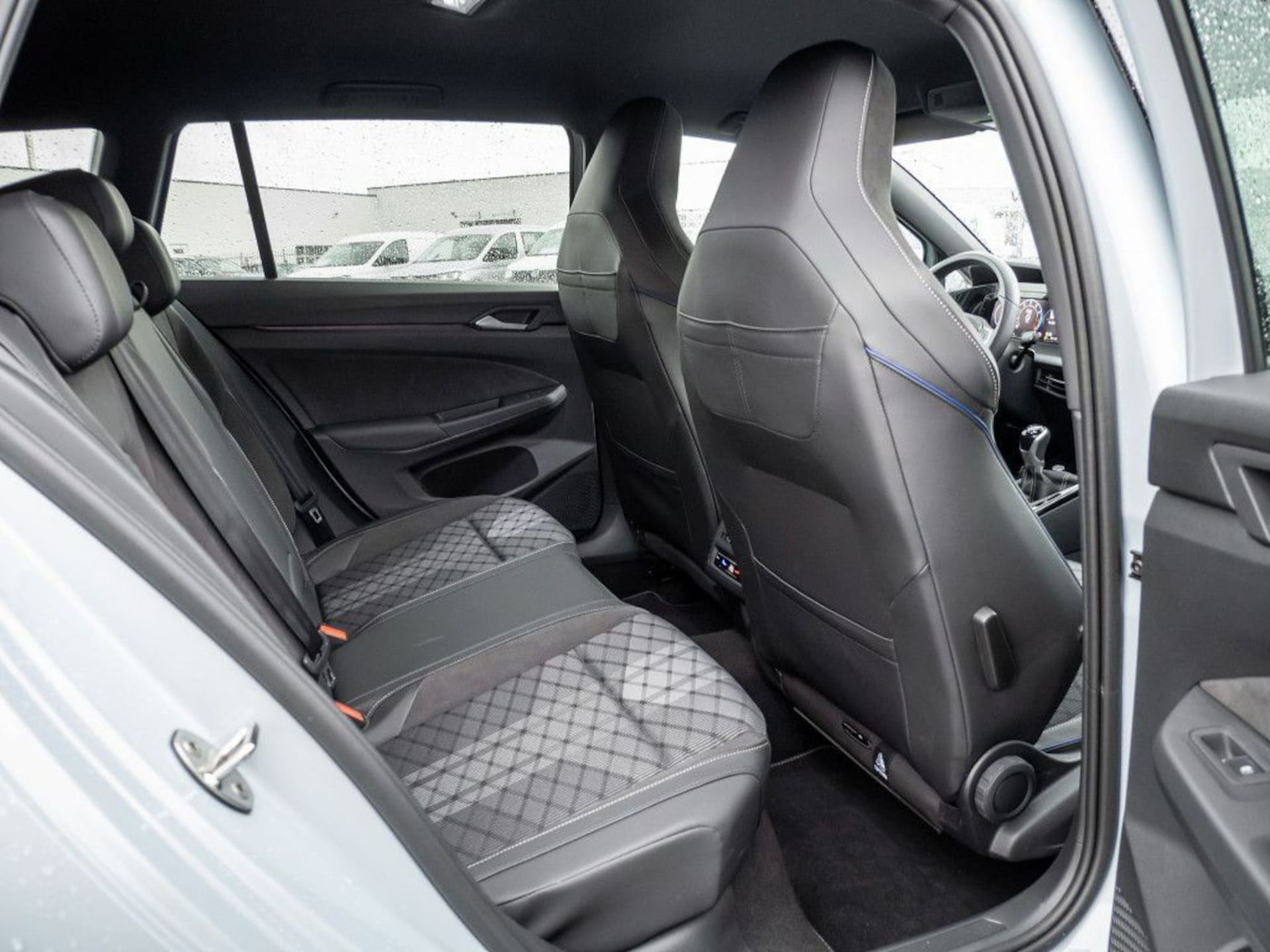 Volkswagen Golf Variant R-Line