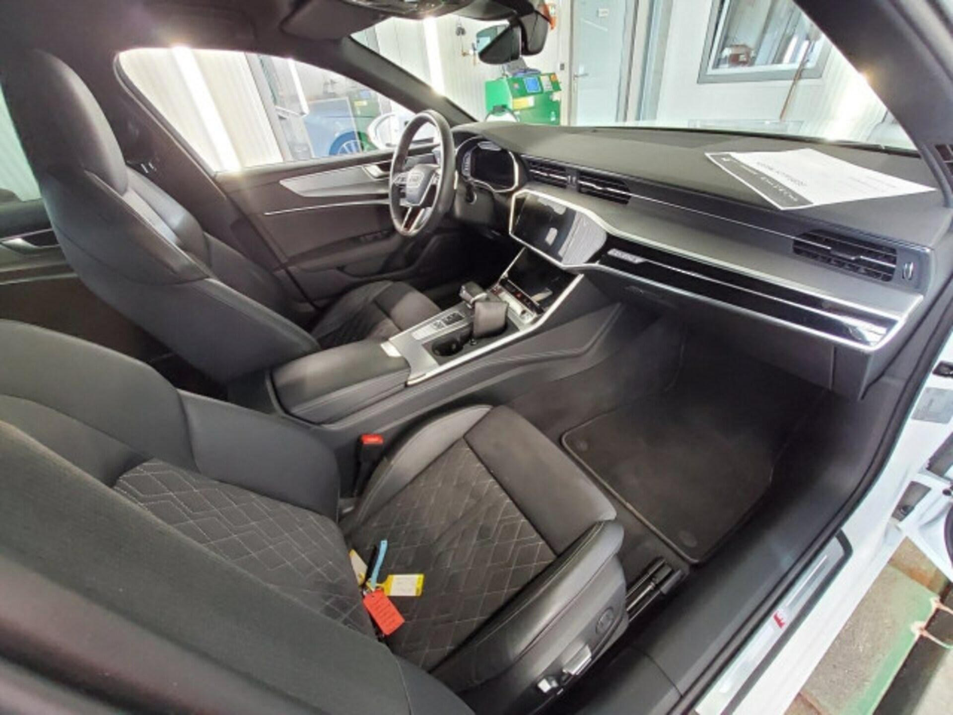 Audi S6 Avant