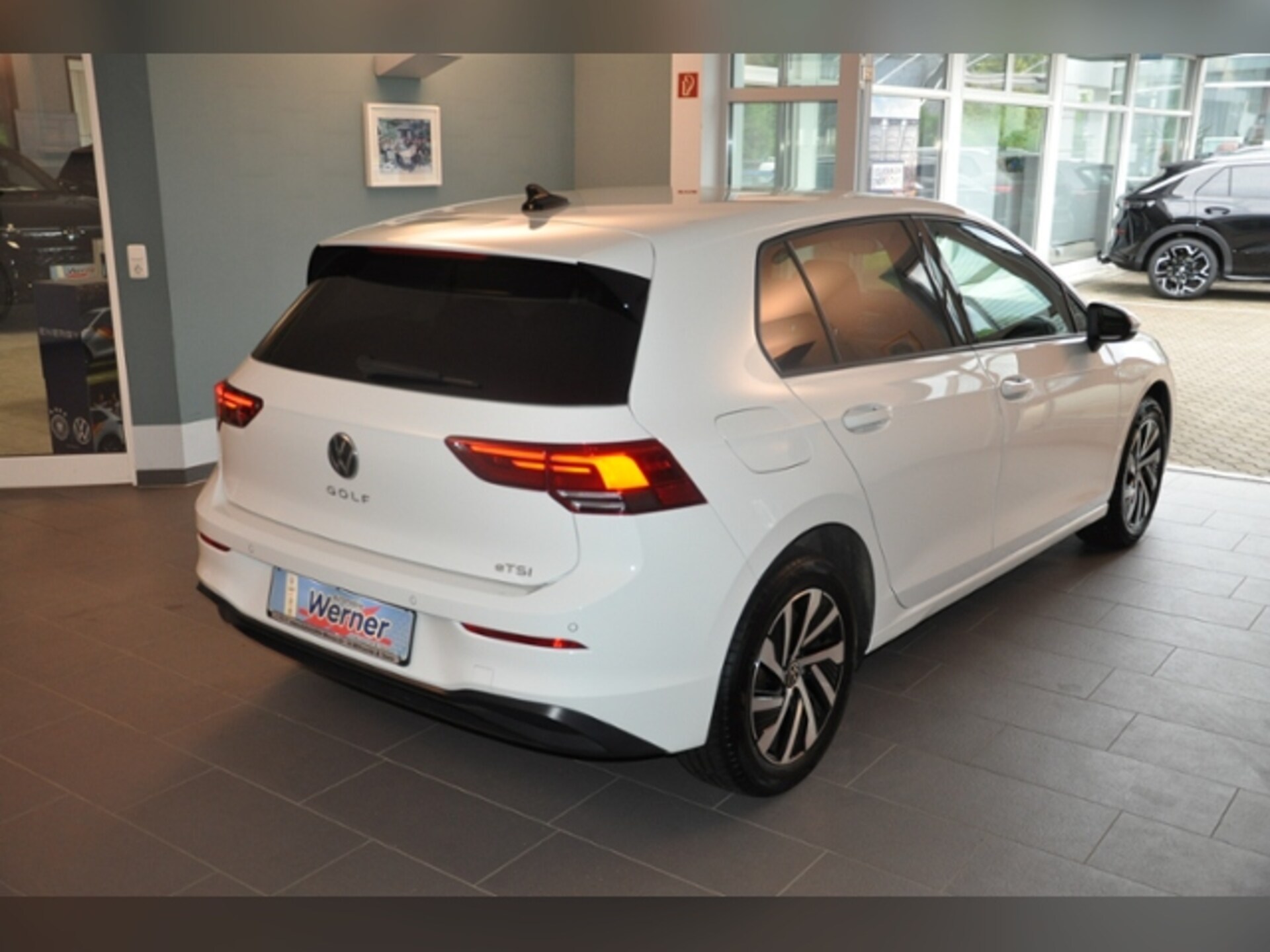 Volkswagen Golf Life
