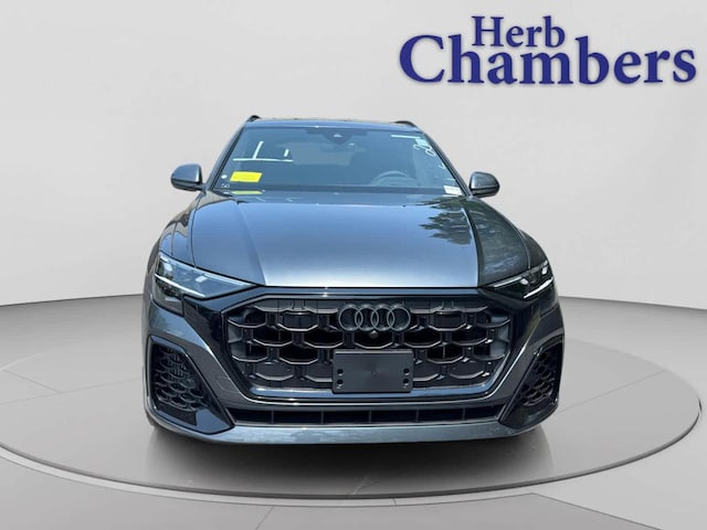 2026 Audi Q8