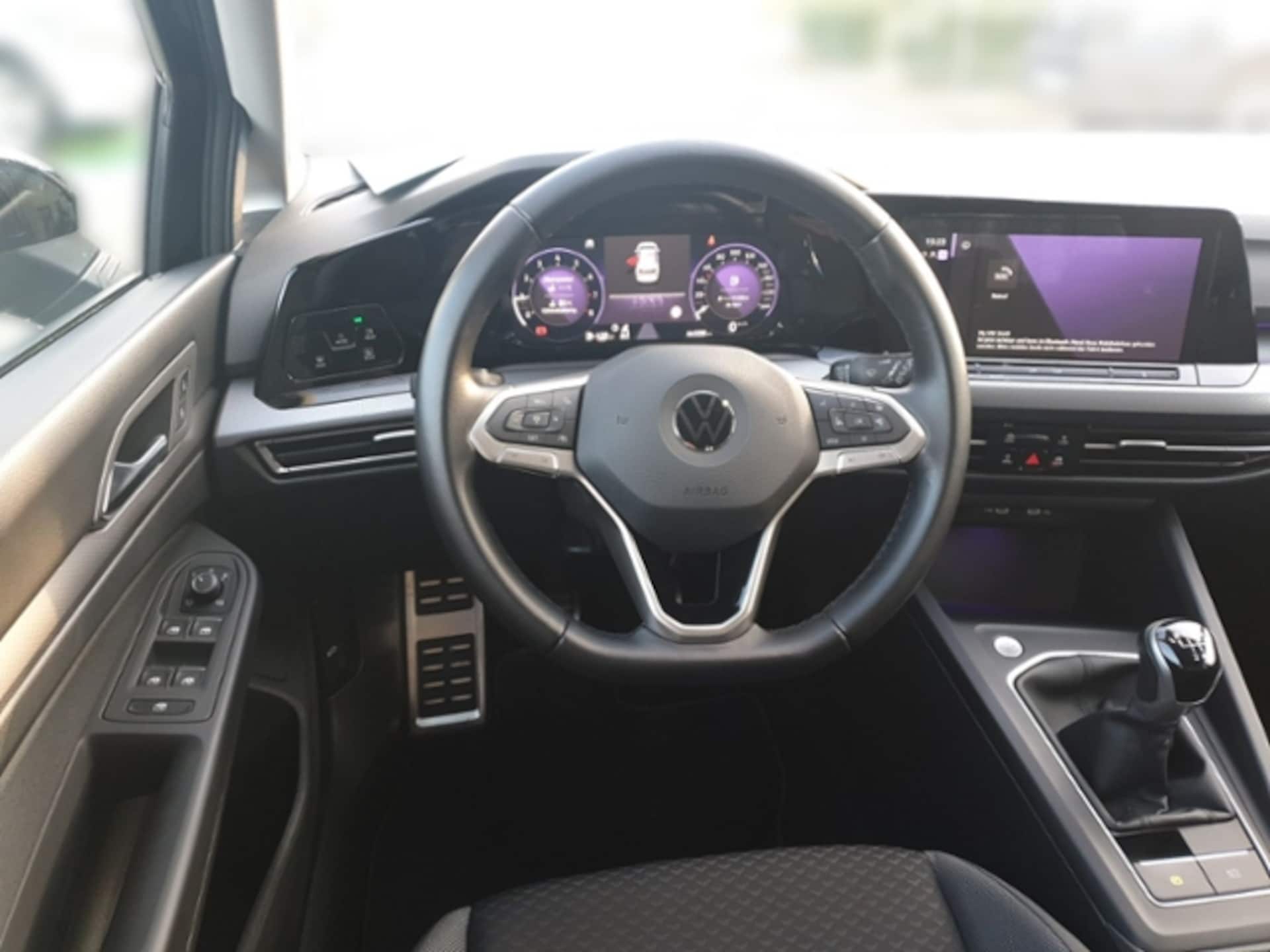 Volkswagen Golf Active