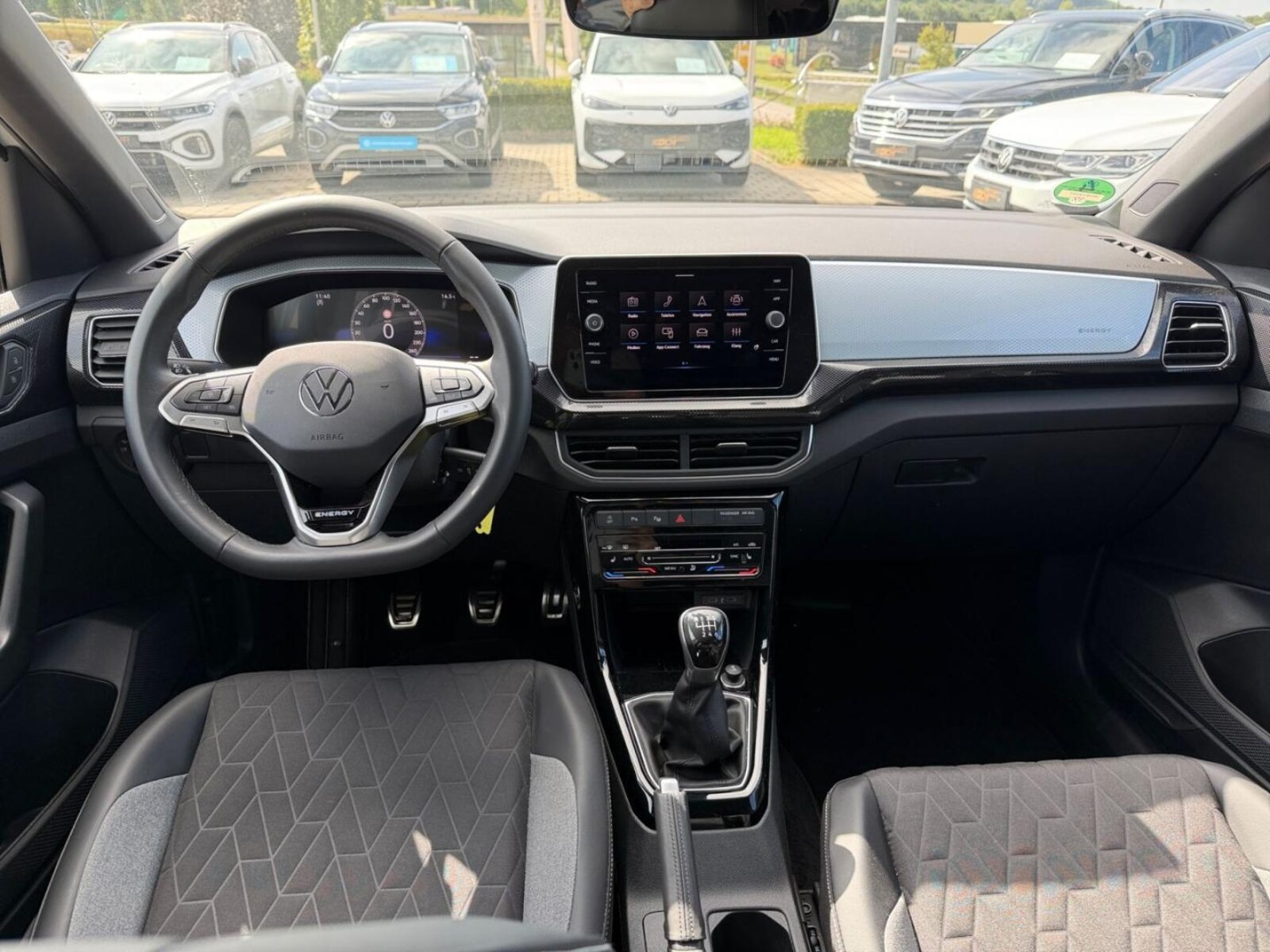 Volkswagen T-Cross – Bild 11