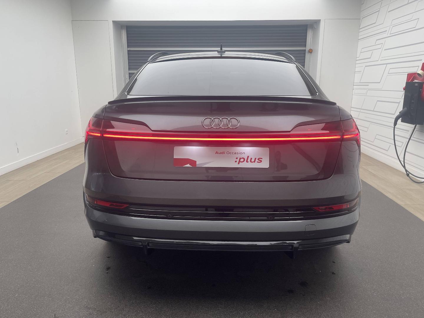 Image about Audi e-tron Sportback S line 55 quattro 300,00 kW