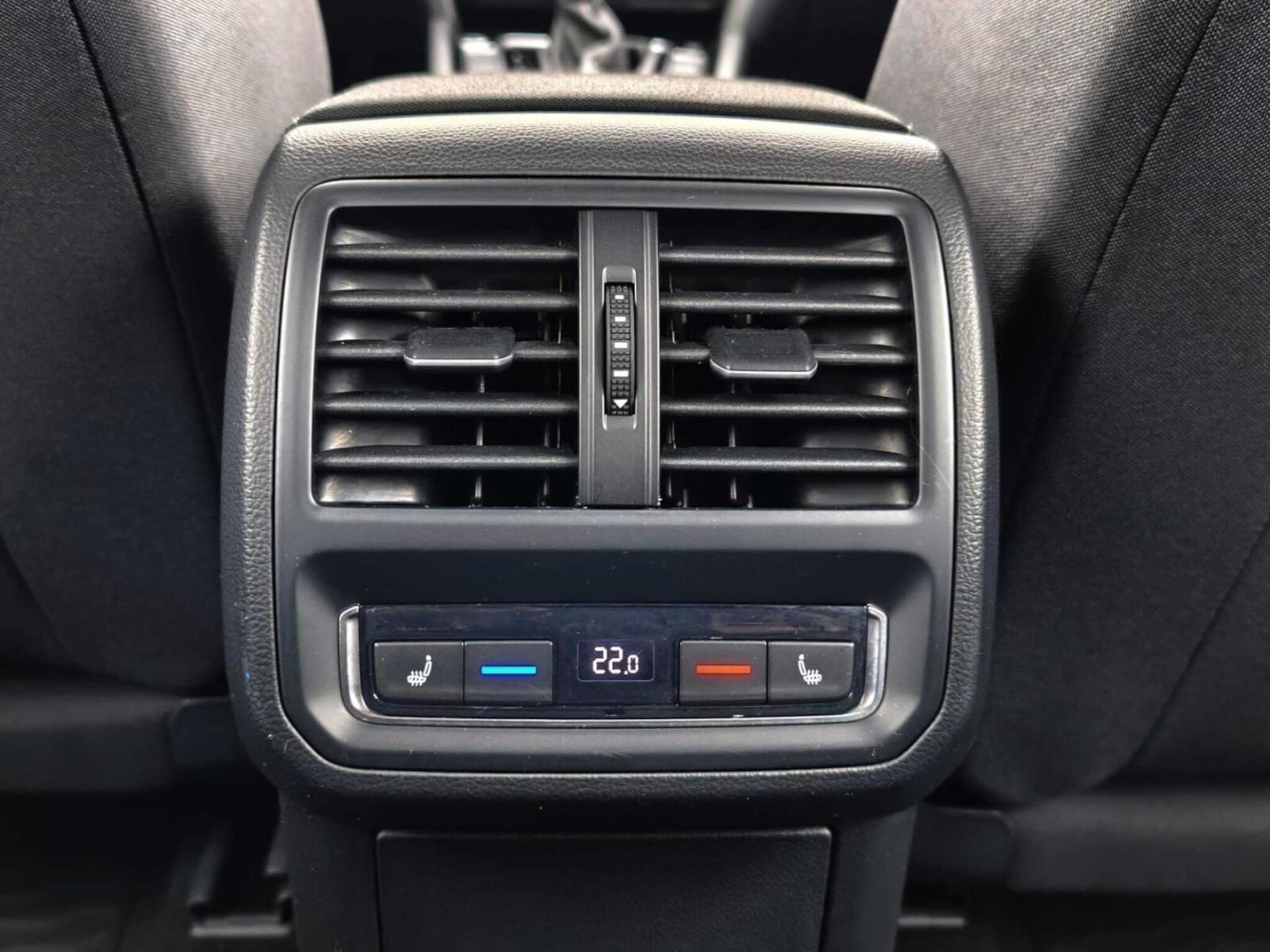 Volkswagen Arteon Model bazowy