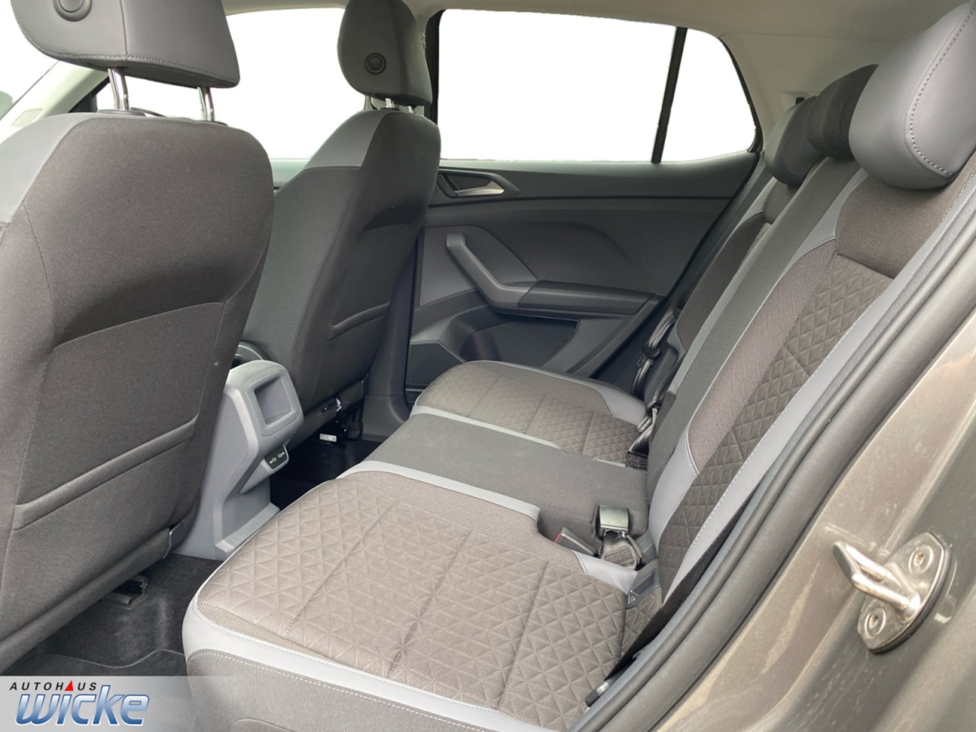 Volkswagen T-Cross Style