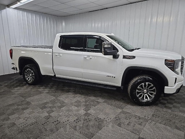 2023 GMC Sierra