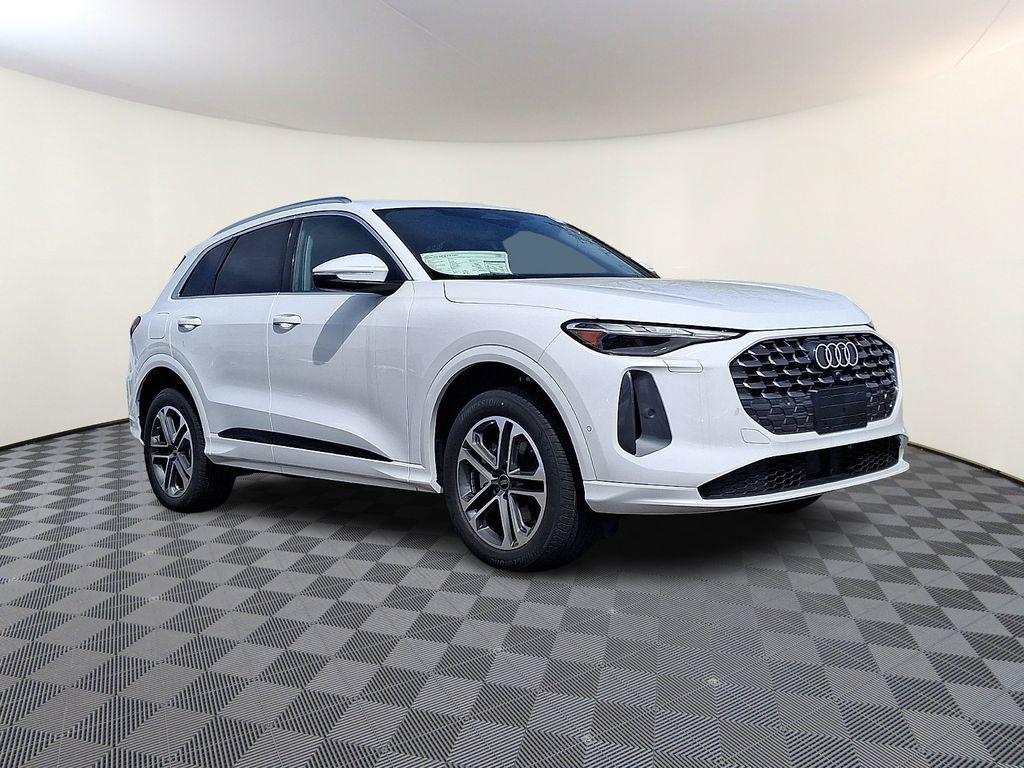 2025 Audi Q5 40 Premium's photo