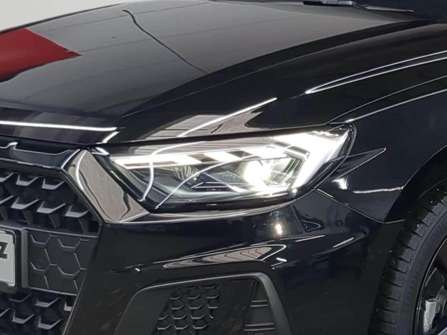 Bild über Audi A1 Sportback S line 25 TFSI S tronic - für weitere Informationen kontaktieren Sie den Audi Partner