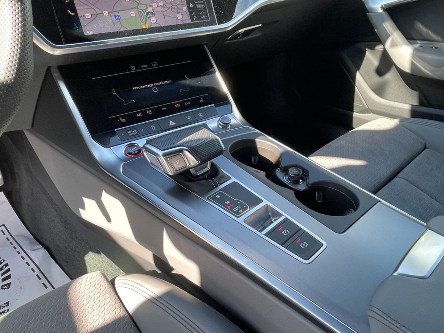 Bild über Audi S6 Avant TDI quattro tiptronic - für weitere Informationen kontaktieren Sie den Audi Partner