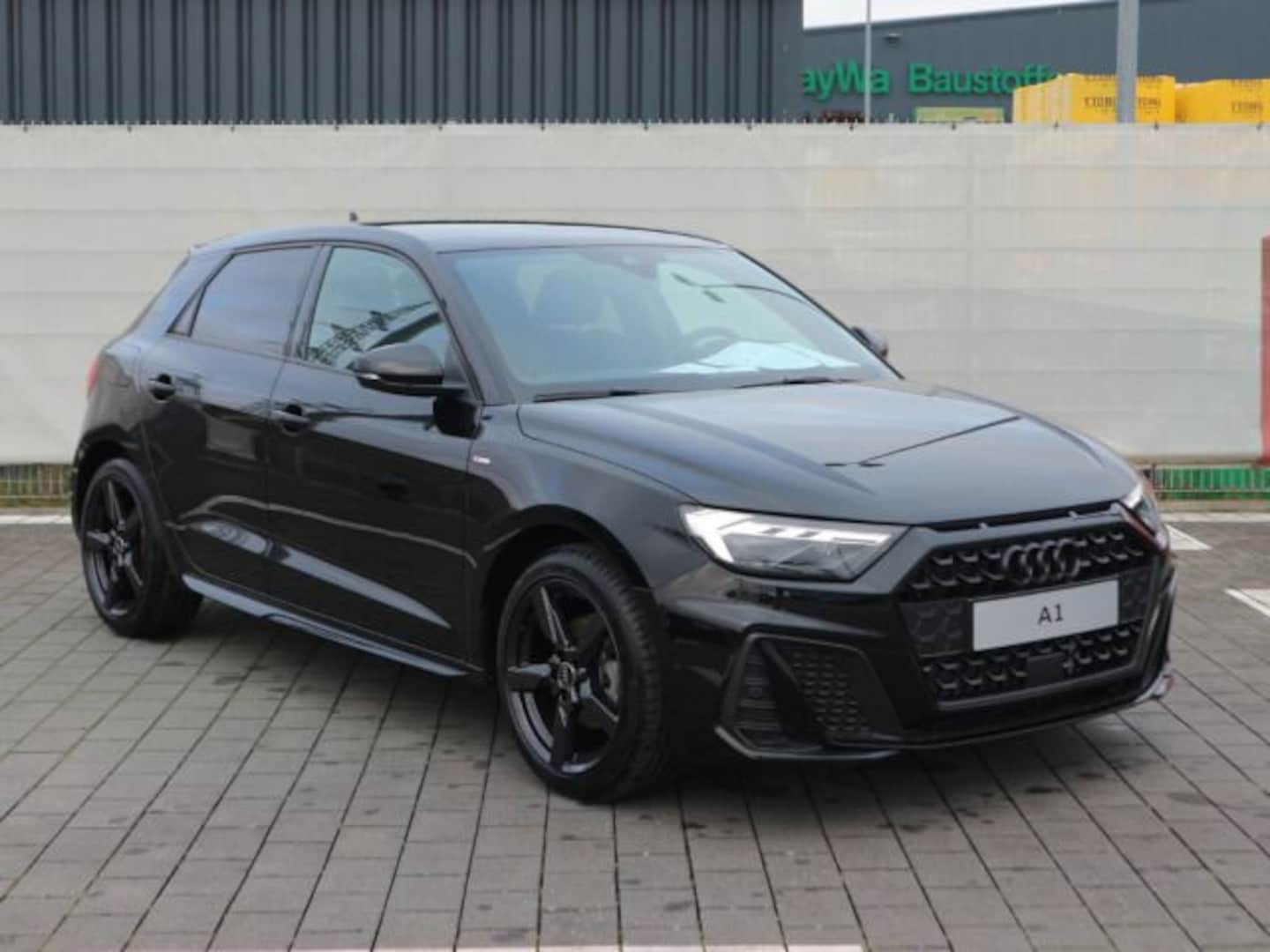 Bild über Audi A1 Sportback S line 30 TFSI S tronic - für weitere Informationen kontaktieren Sie den Audi Partner
