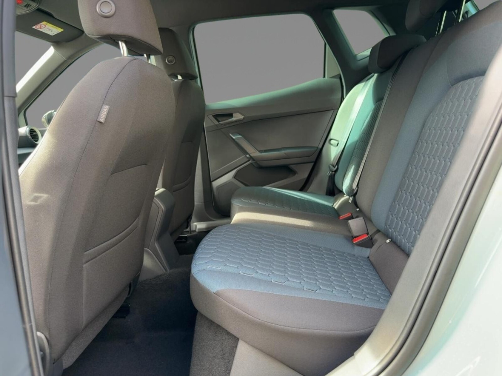 SEAT Arona – Bild 8