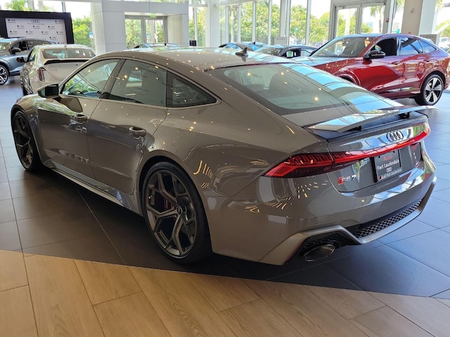 2025 Audi RS7 Sportback performance