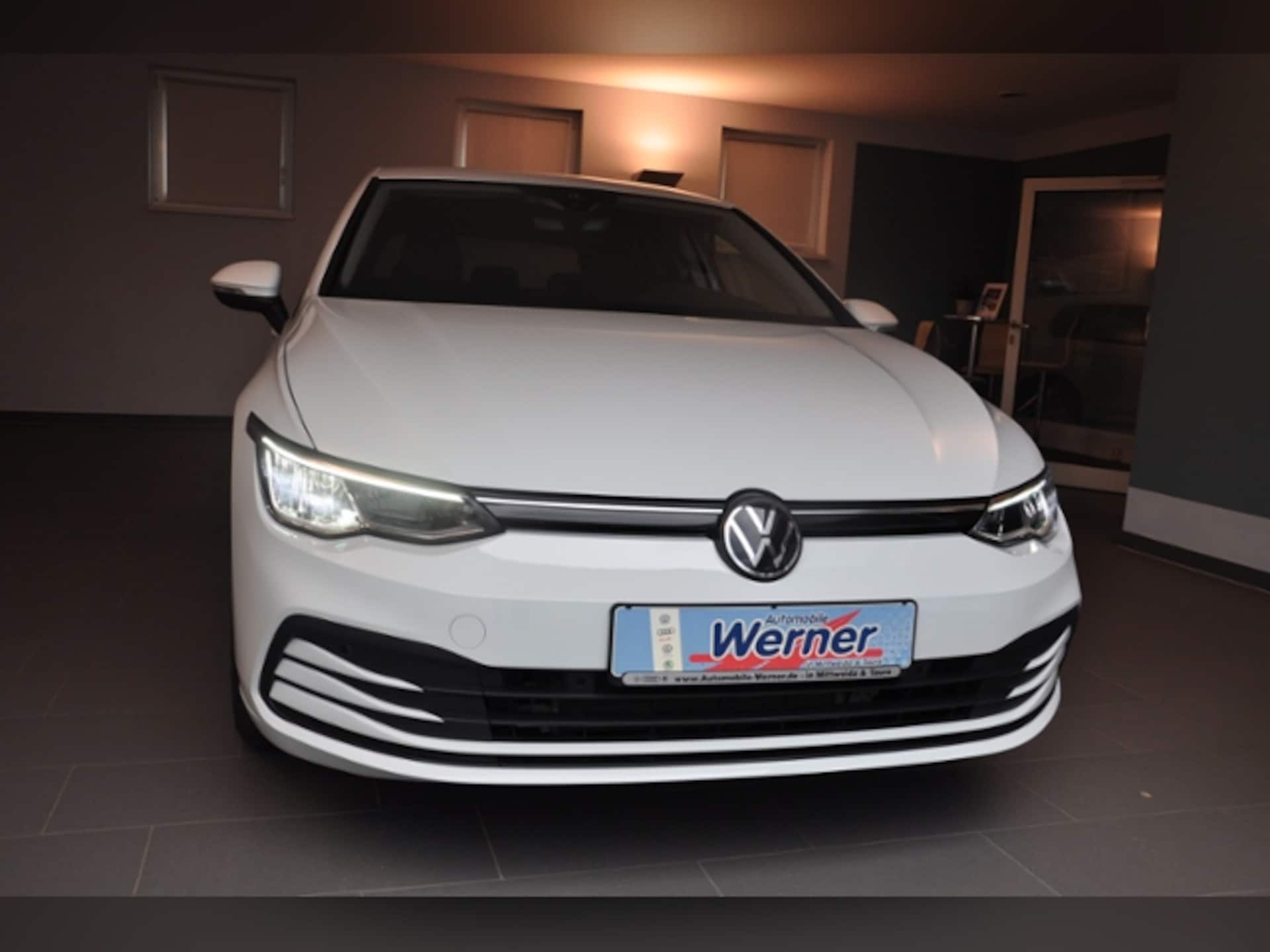 Volkswagen Golf Life