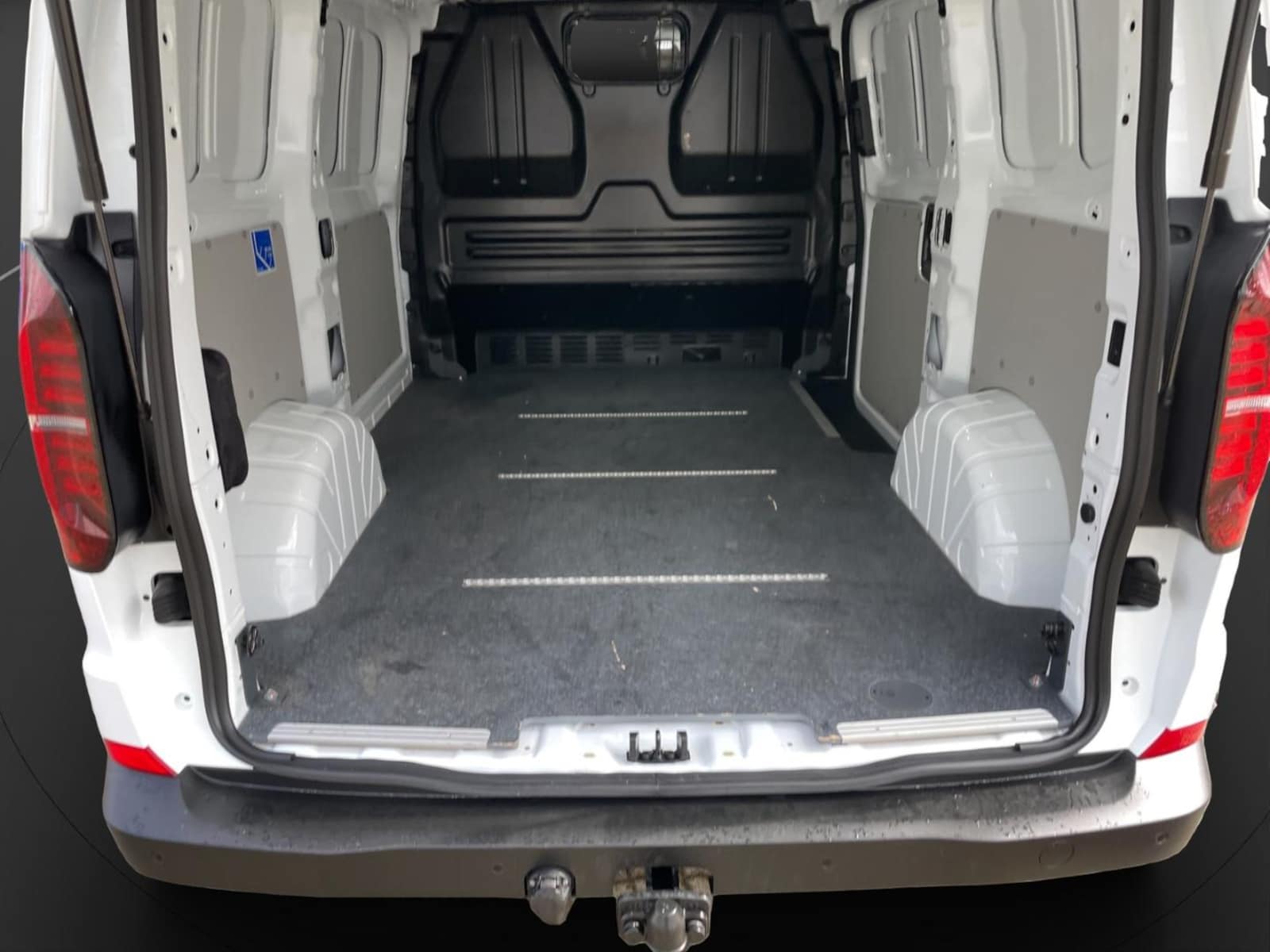 Volkswagen Transporter Kasten kurzer Radstand – Bild 14