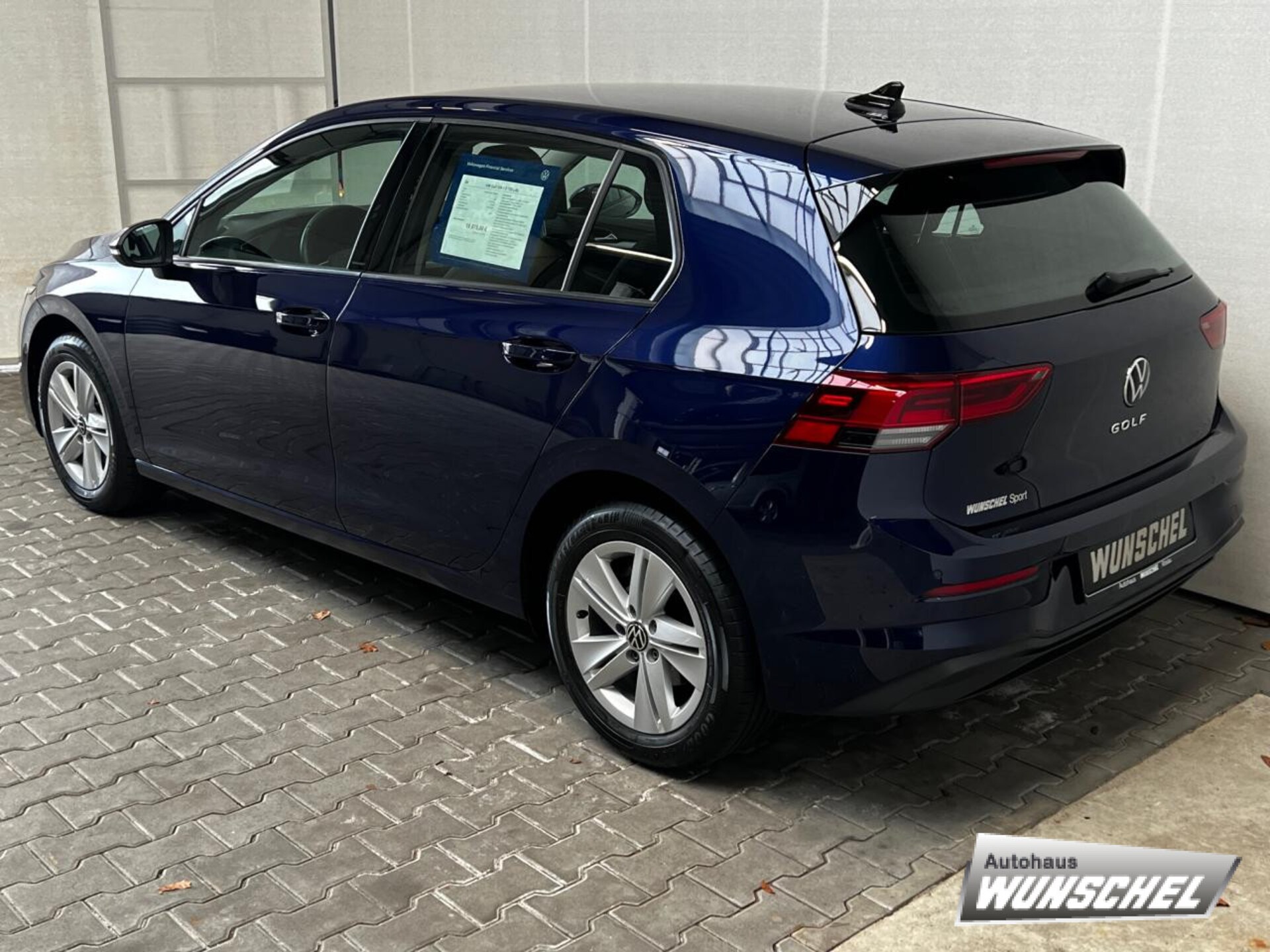 Volkswagen Golf Life