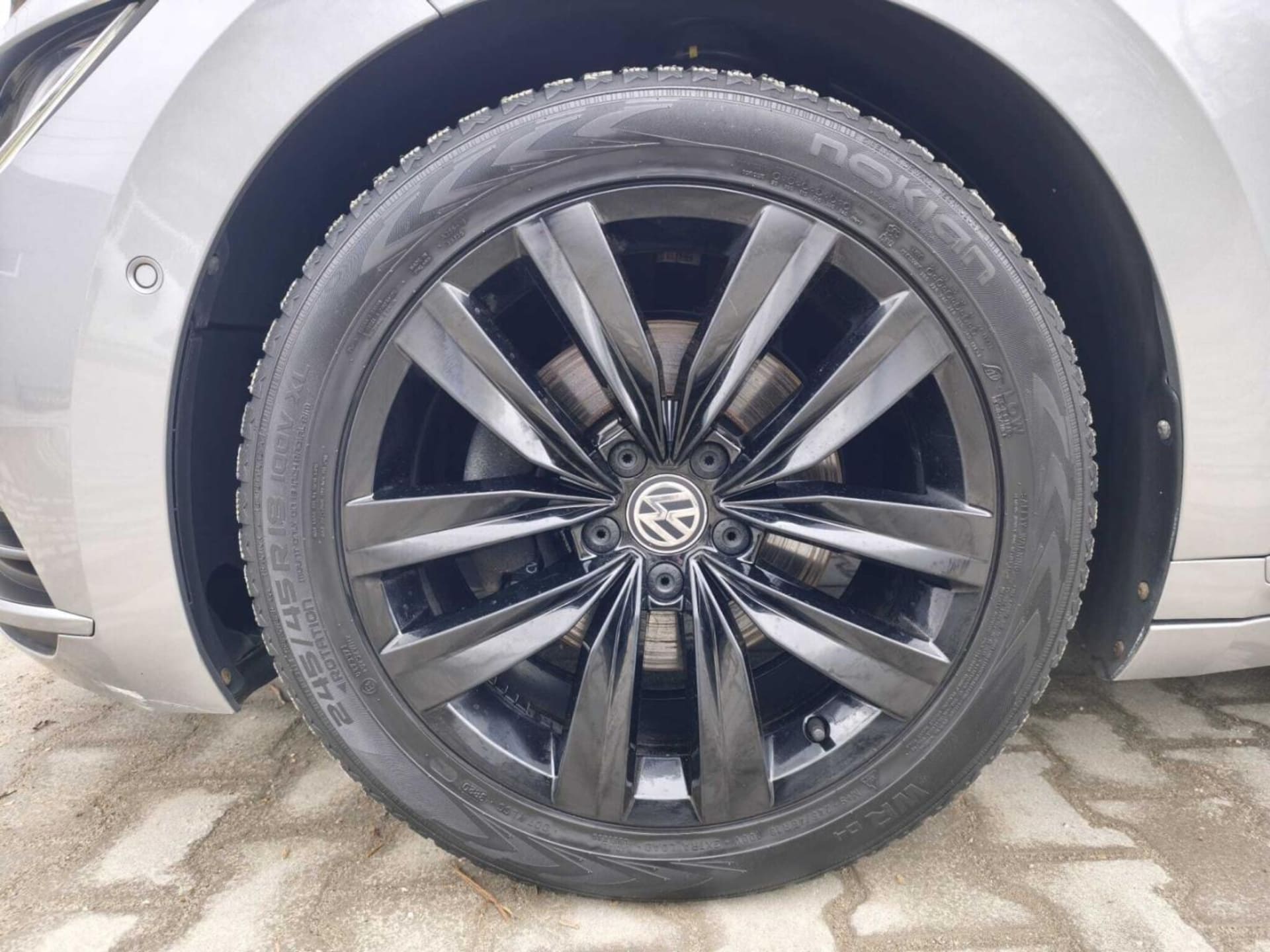 Volkswagen Arteon Model bazowy
