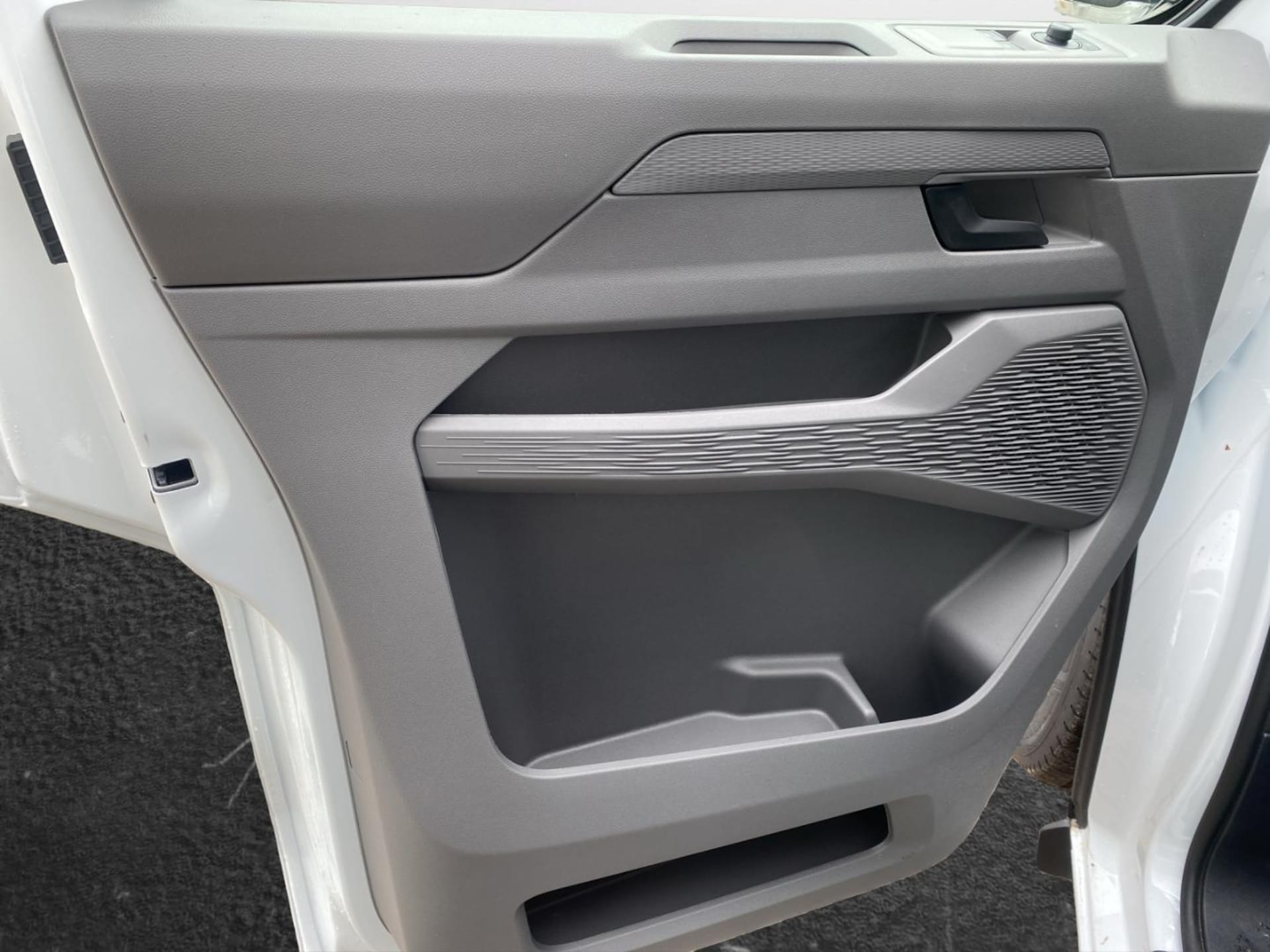 Volkswagen Transporter Kasten langer Radstand
