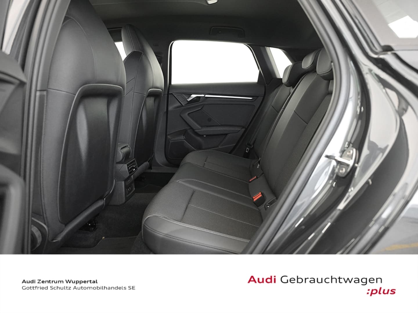 Bild über Audi A3 Sportback 30 TFSI Schaltgetriebe - für weitere Informationen kontaktieren Sie den Audi Partner
