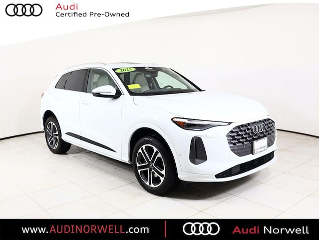 Photo of 2025 Audi Q5