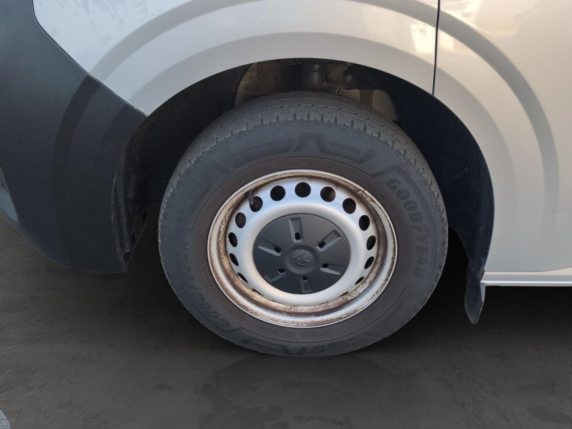 Volkswagen Transporter Kasten langer Radstand