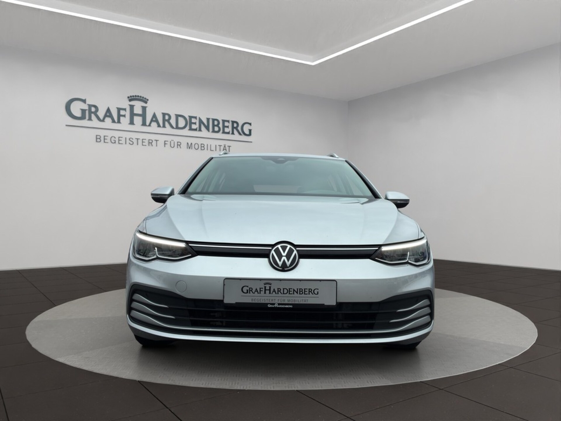 Volkswagen Golf Variant Life