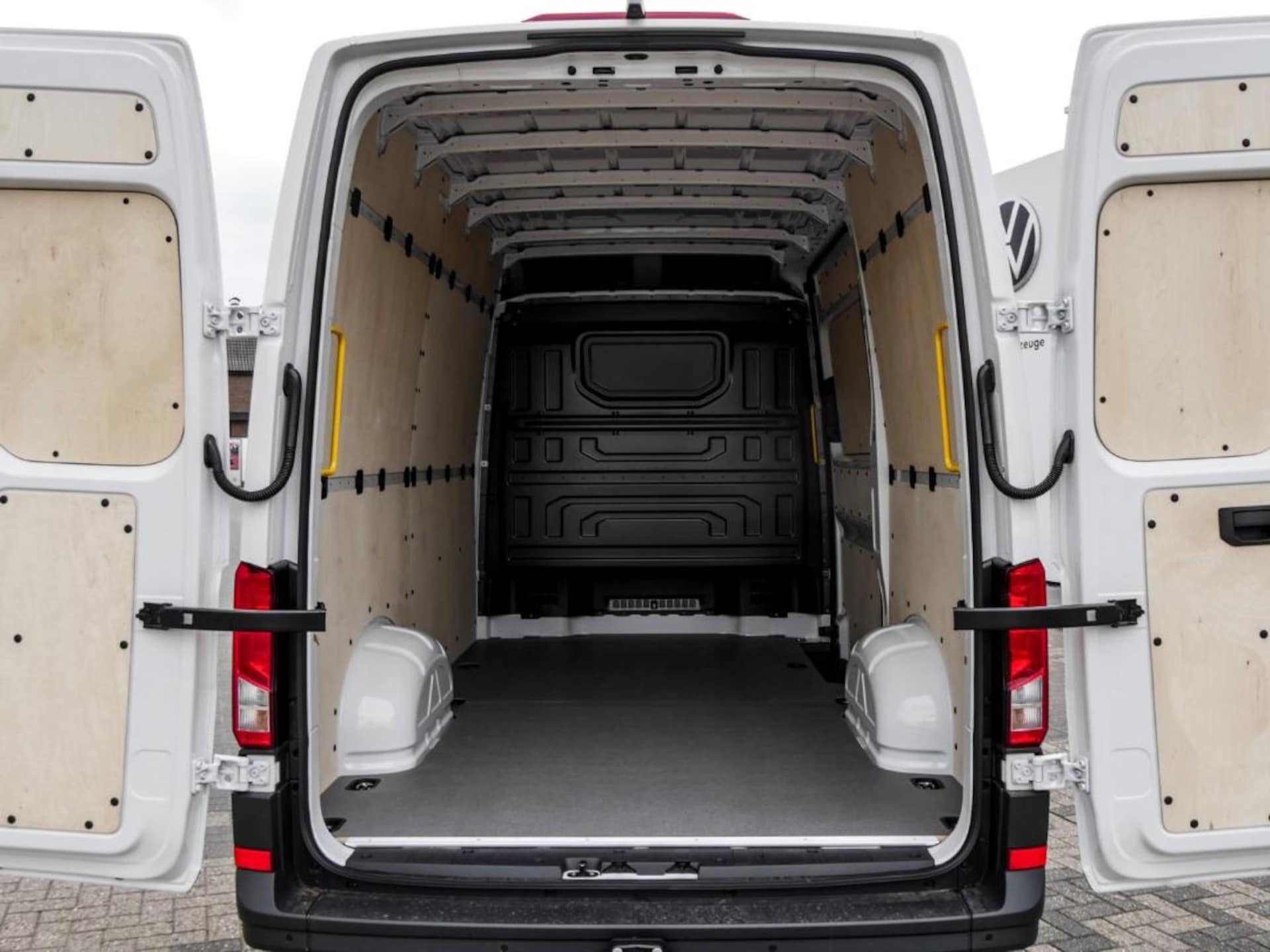 Volkswagen Crafter Kasten mittlerer Radstand