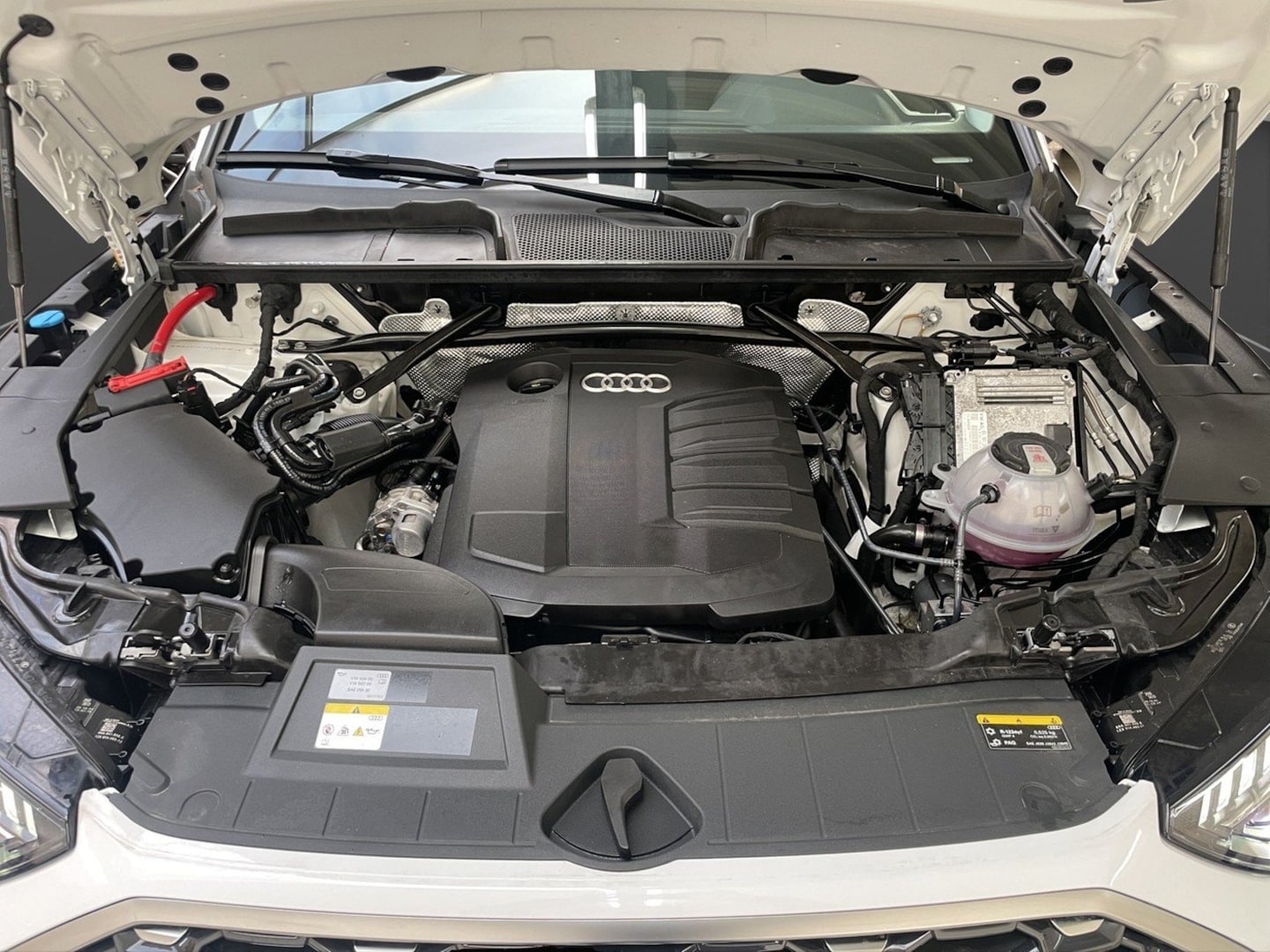Bild über Audi Q5 Sportback 40 TDI quattro S tronic - für weitere Informationen kontaktieren Sie den Audi Partner