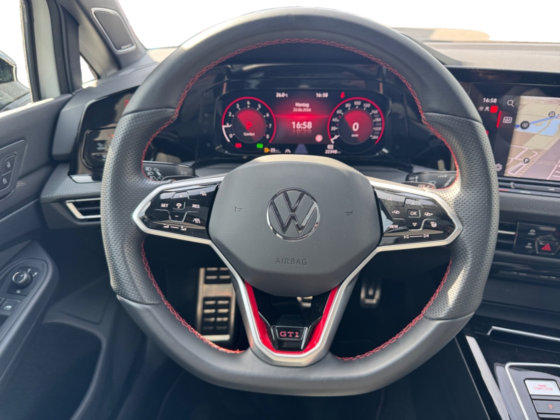 Volkswagen Golf GTI