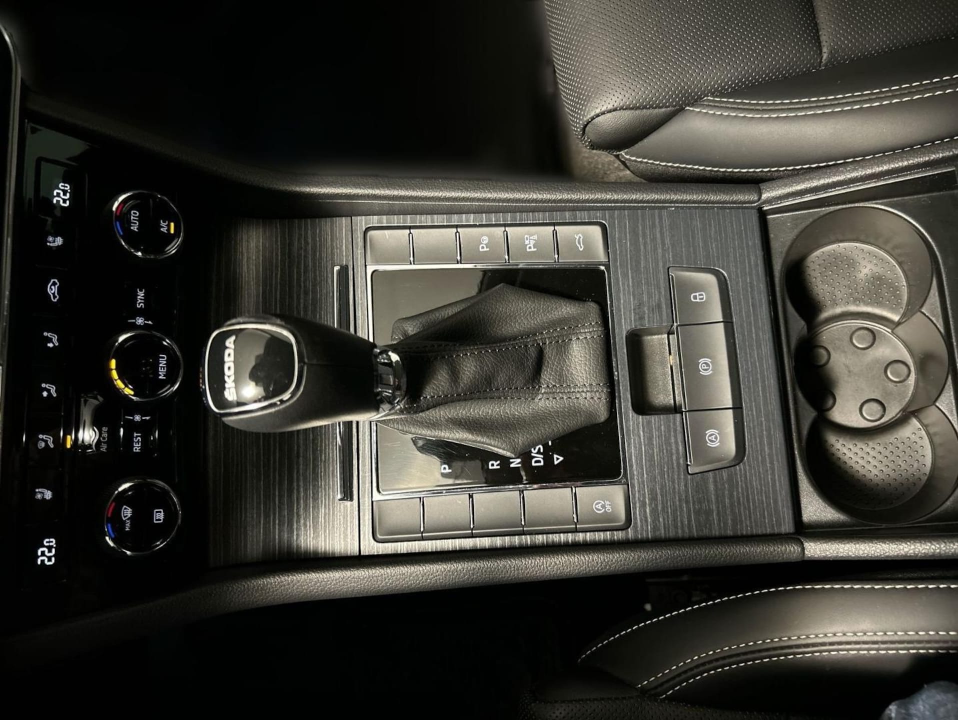 Skoda Superb Combi PREMIUM EDITION
