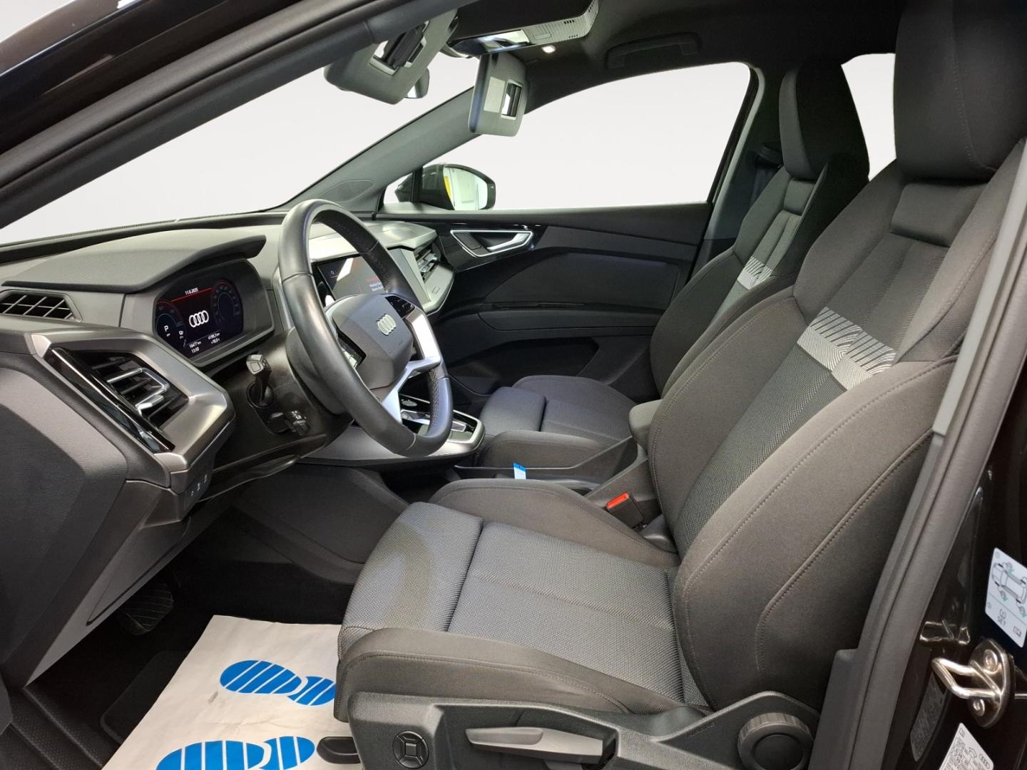 Image about Audi Q4 e-tron 40 e-tron