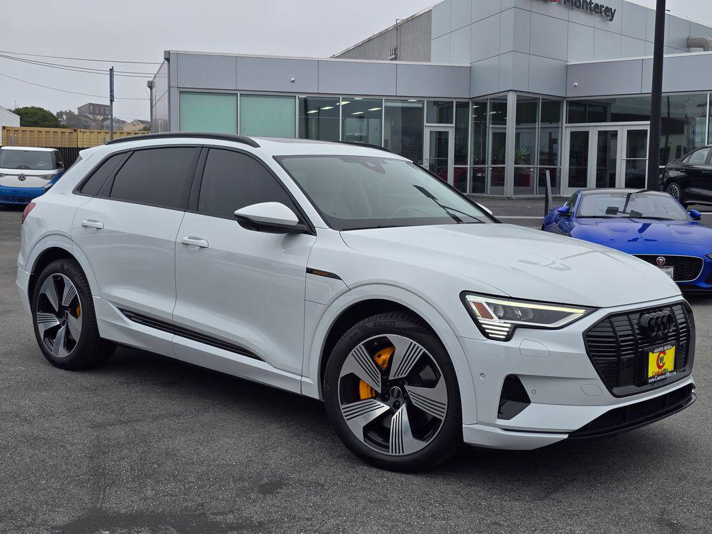 2023 Audi e-tron 95 kWh Premium Plus quattro's photo