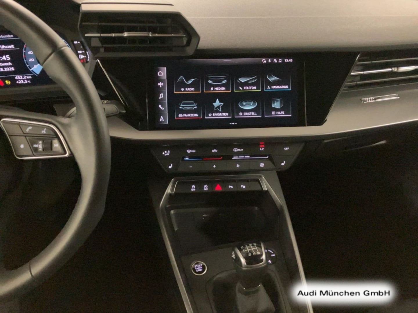 Bild über Audi A3 Sportback S line 30 TFSI Schaltgetriebe - für weitere Informationen kontaktieren Sie den Audi Partner