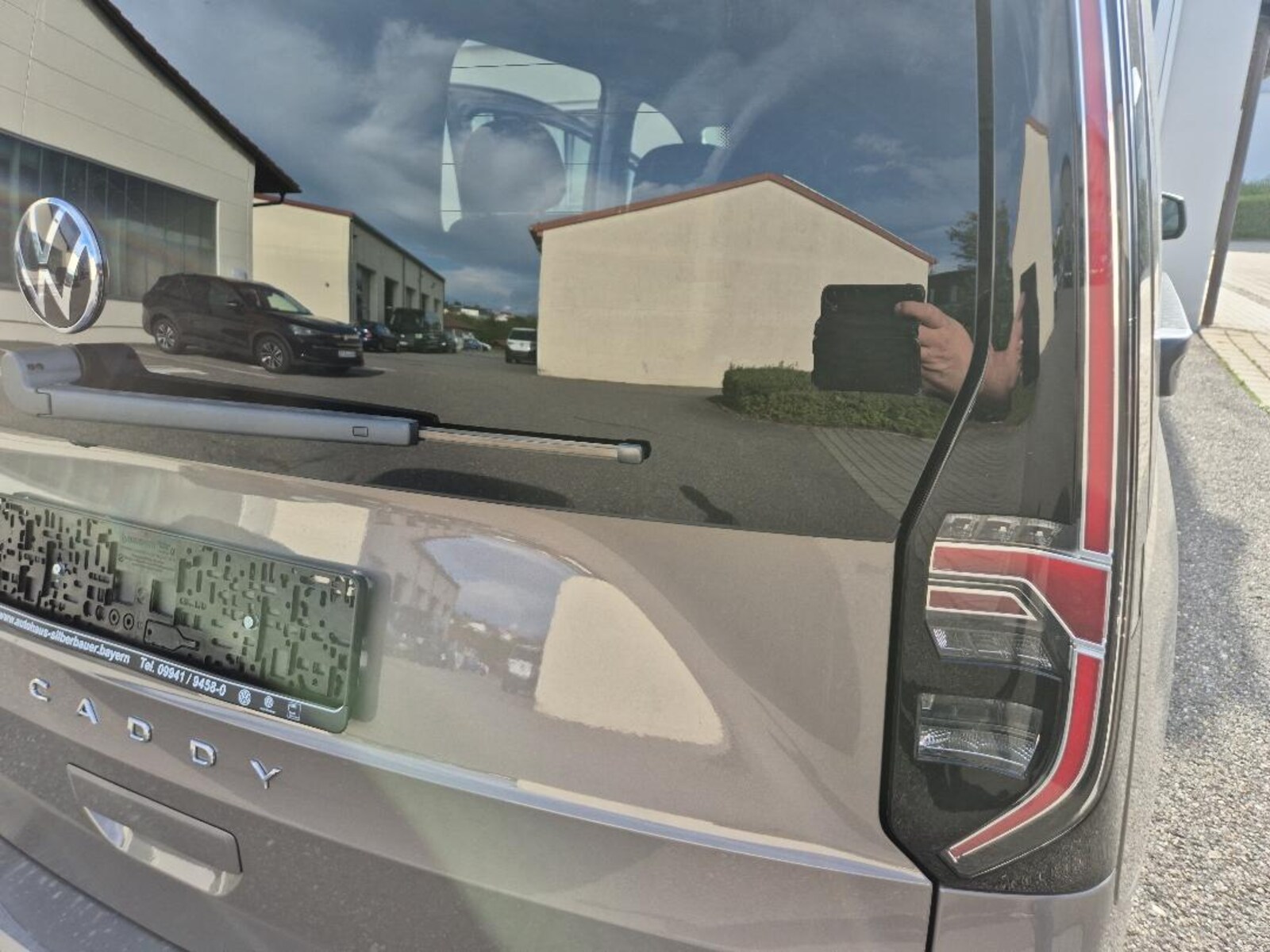 Volkswagen Caddy Maxi Kombi – Bild 16