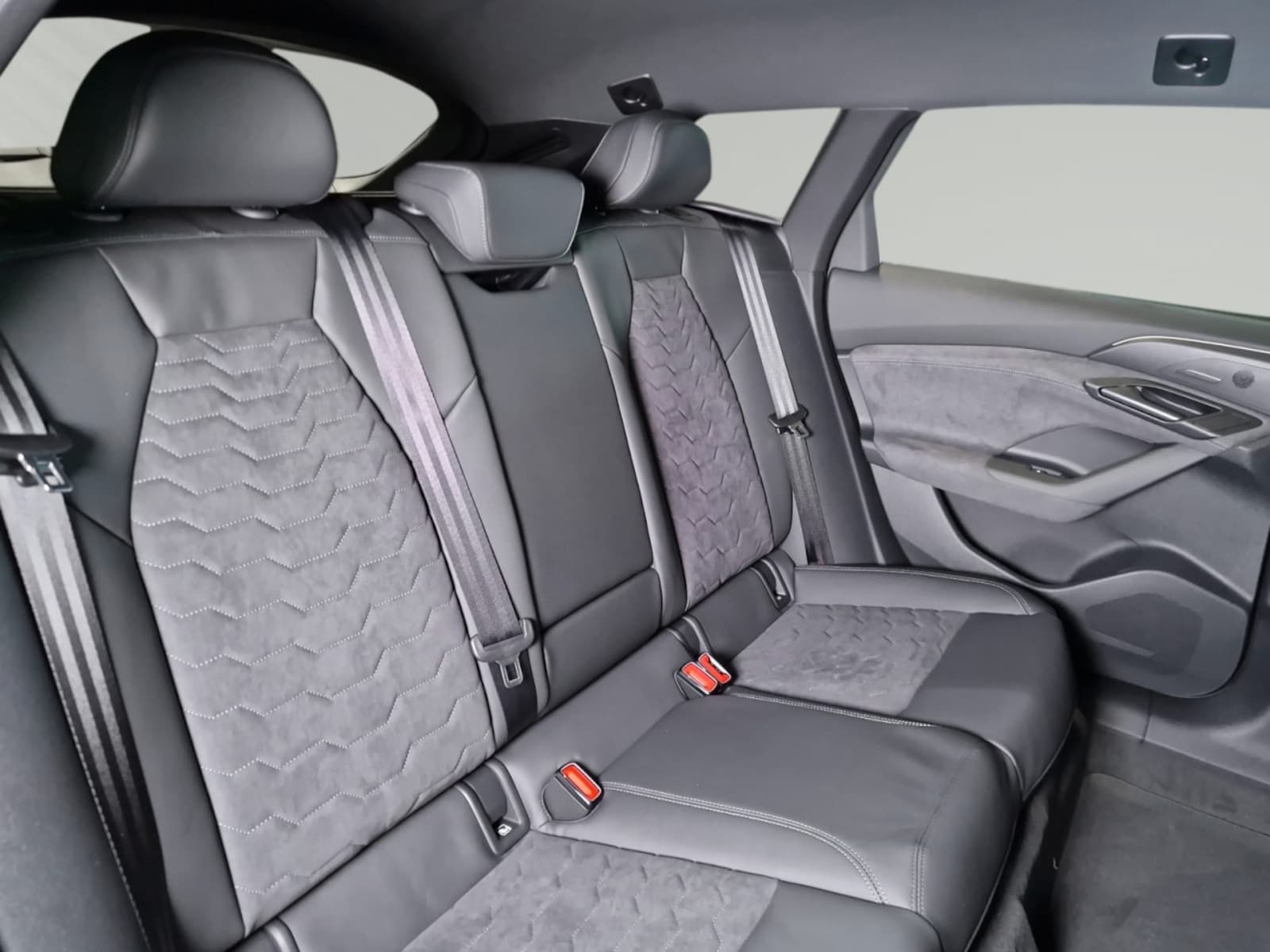 Audi A6 Avant e-tron – Bild 8