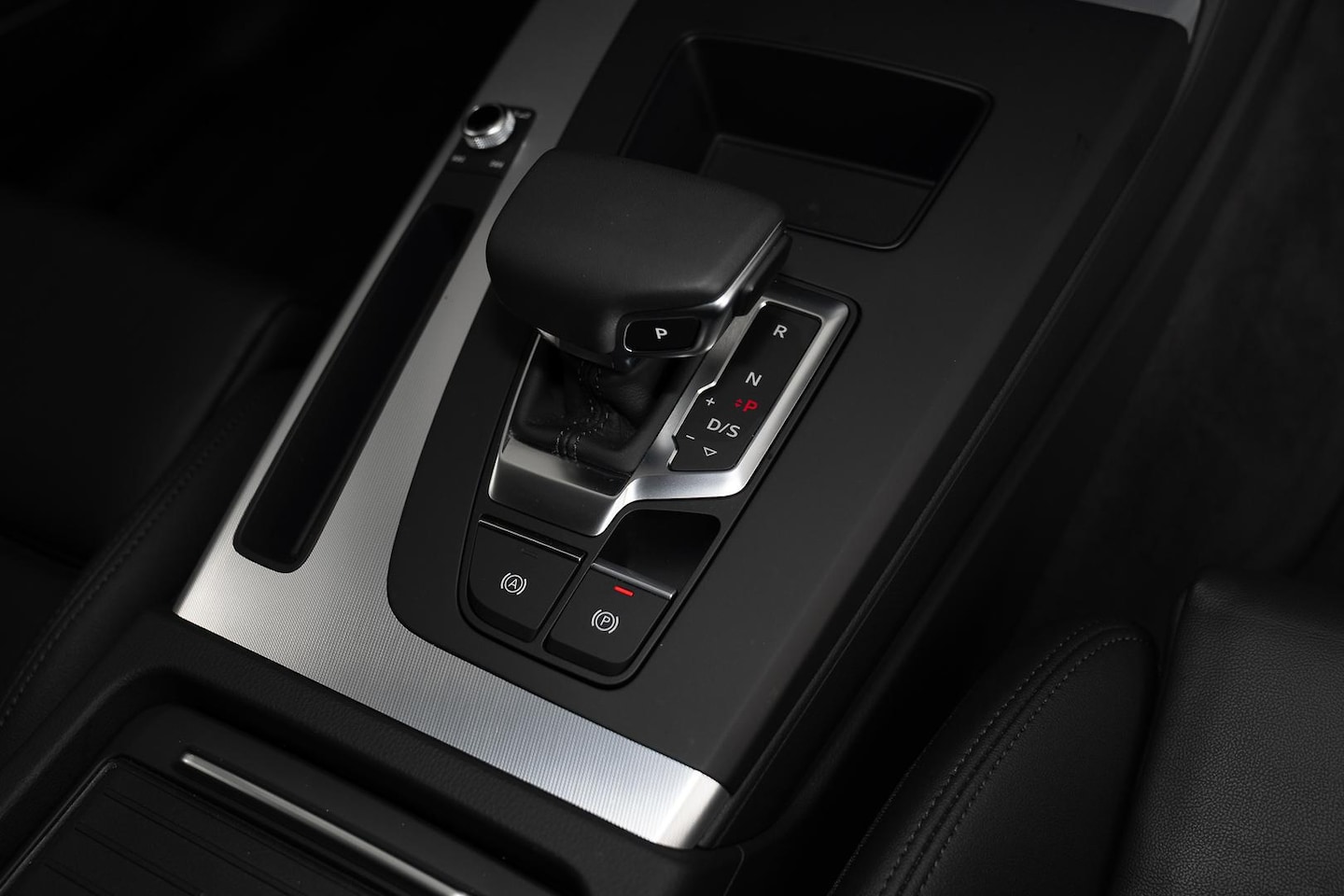 Image about Audi Q5 TFSI e S line 55 TFSI e quattro S tronic