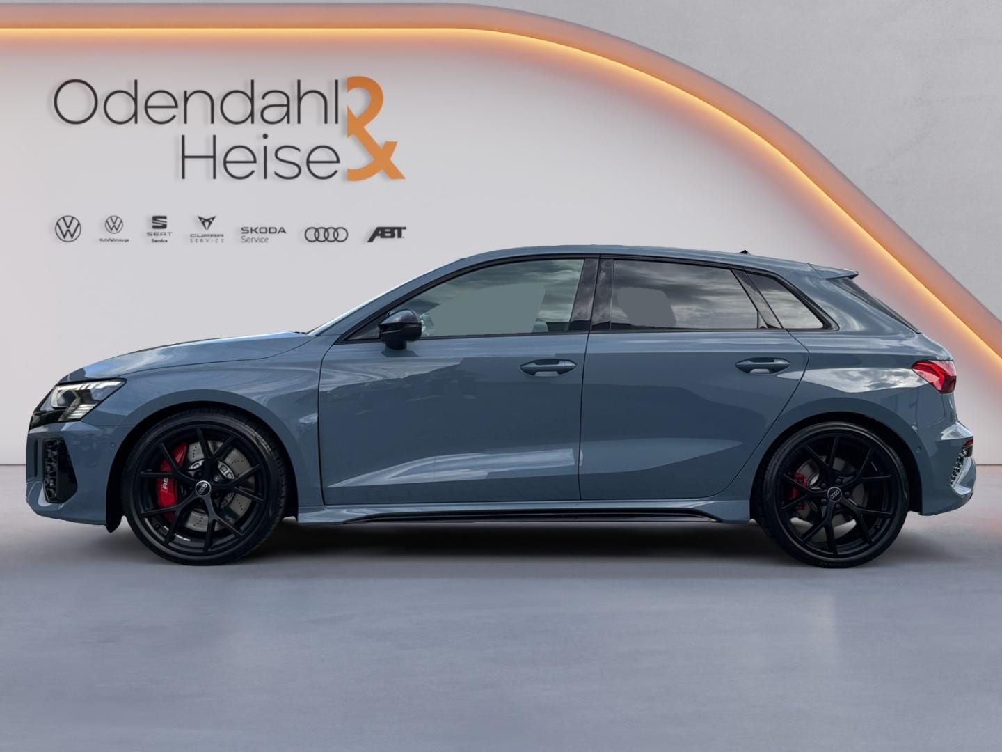 Bild über Audi RS 3 Sportback TFSI quattro S tronic - für weitere Informationen kontaktieren Sie den Audi Partner