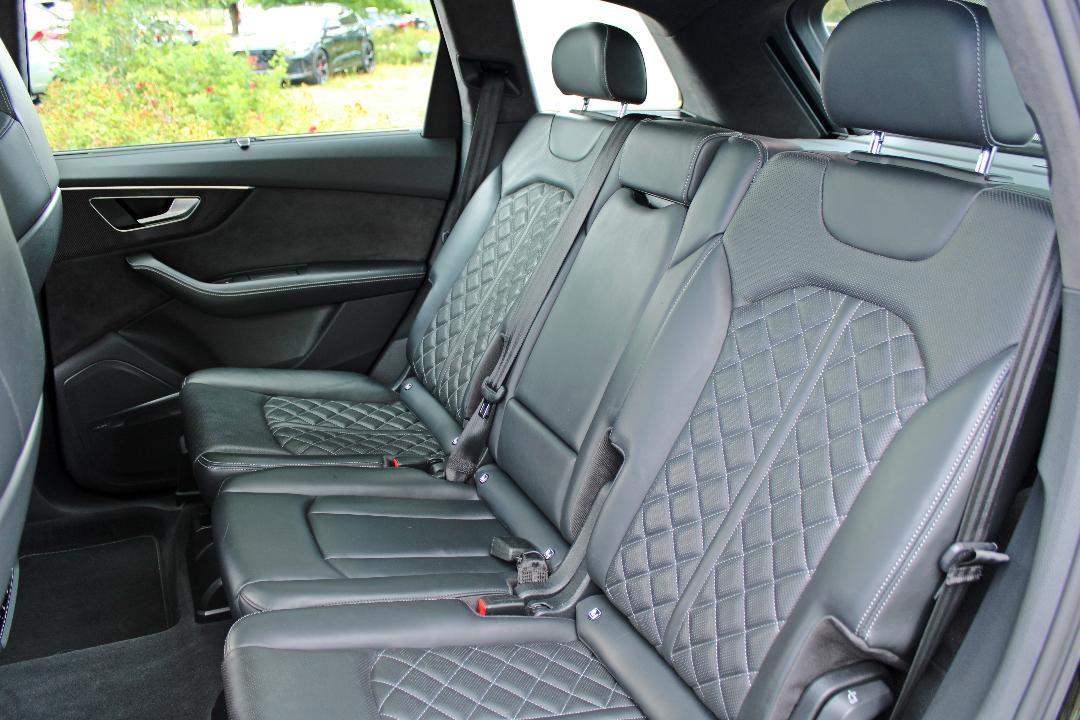 Image about Audi SQ7 TDI quattro tiptronic