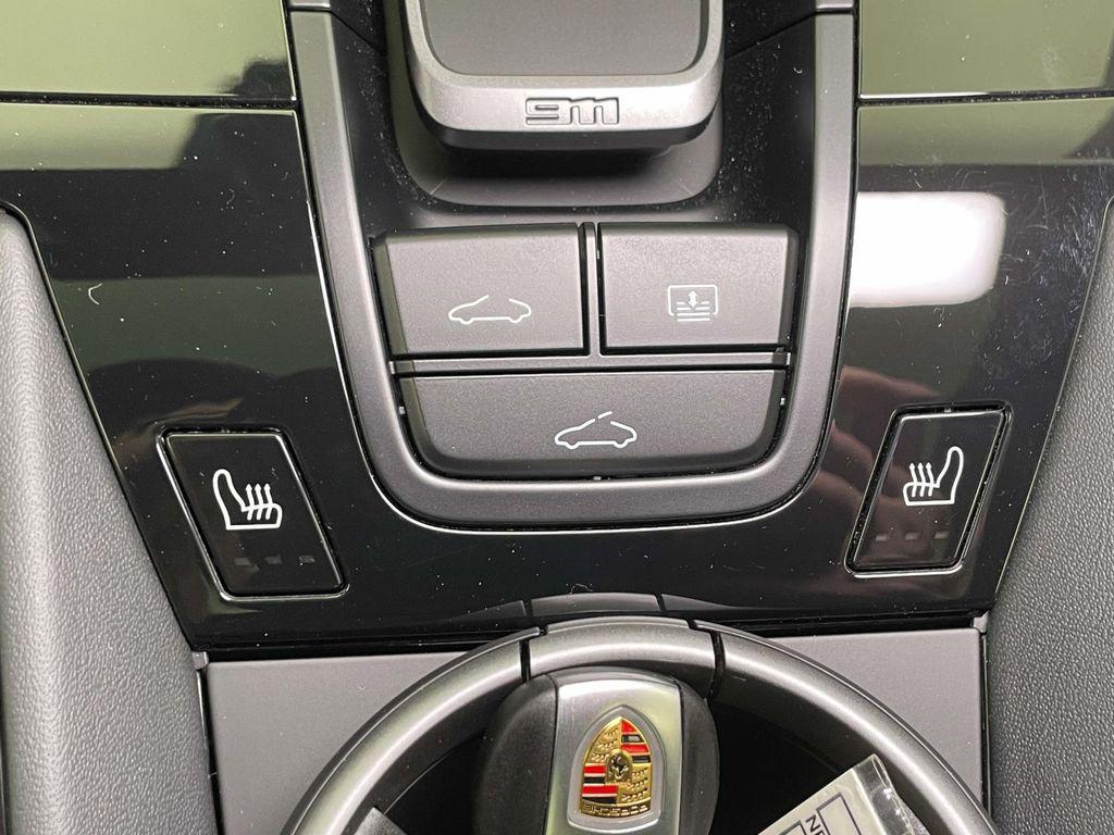 2026 Porsche 911 T - Photo 32