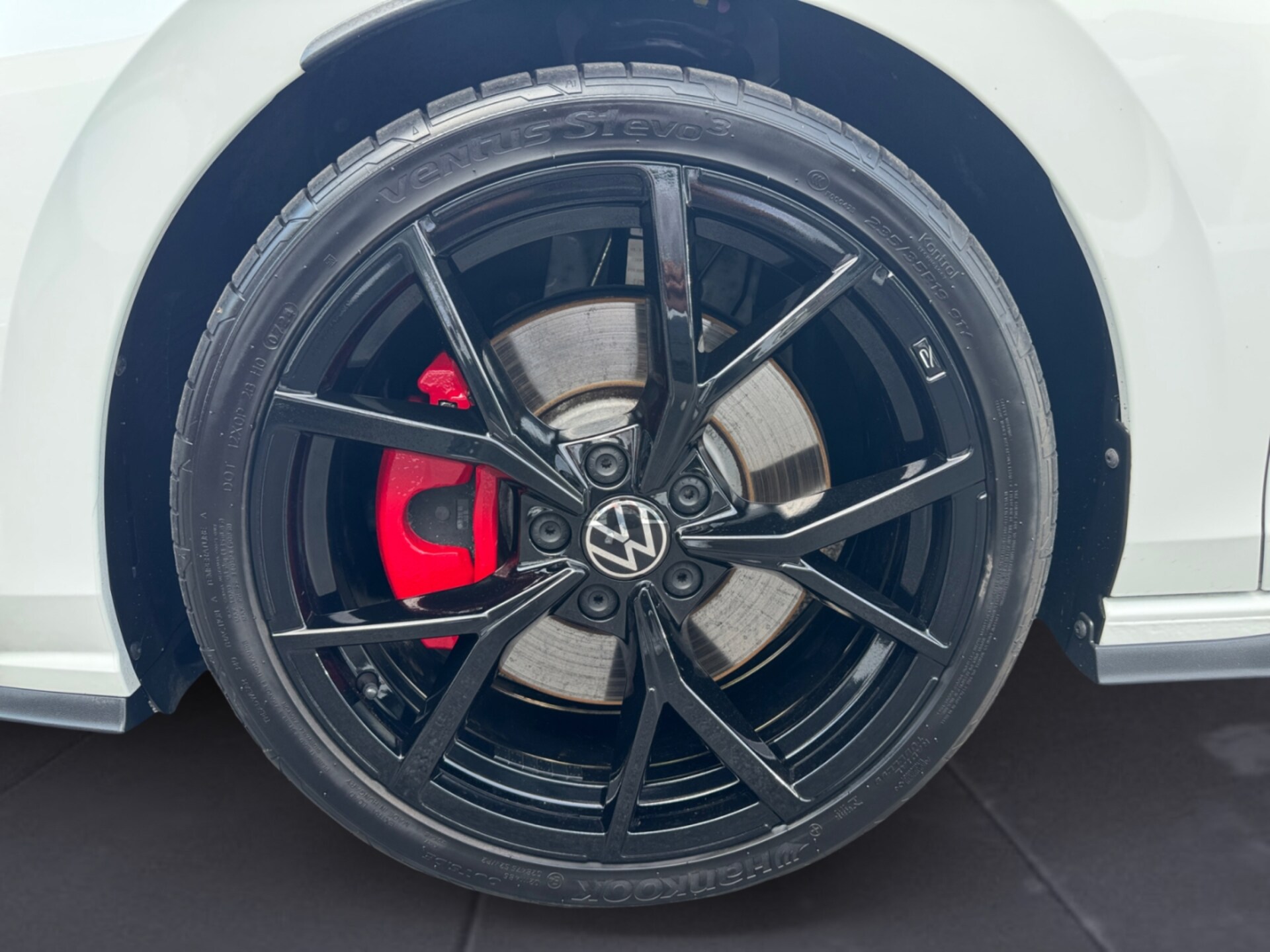 Volkswagen Golf GTI