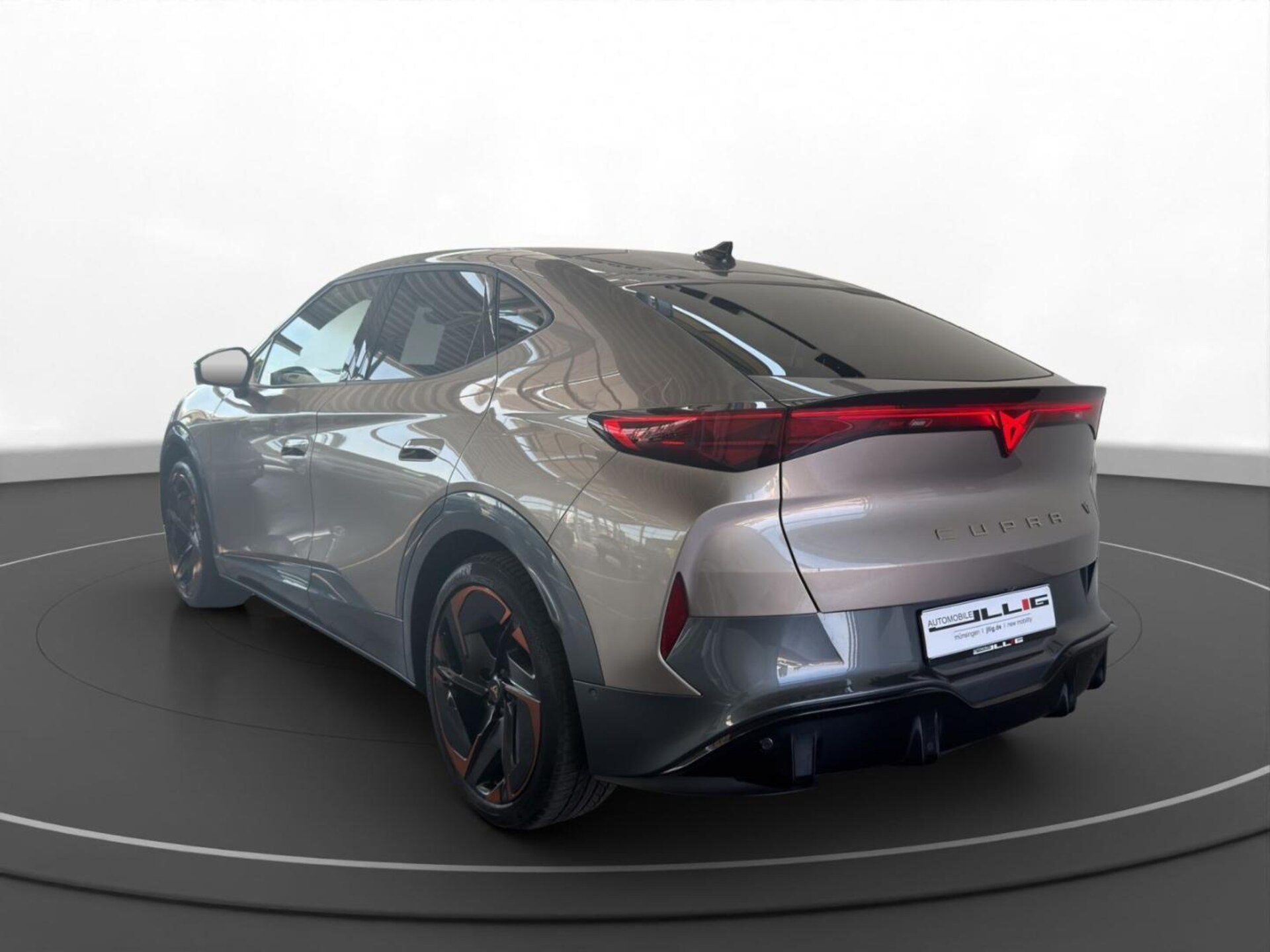 CUPRA Tavascan VZ
