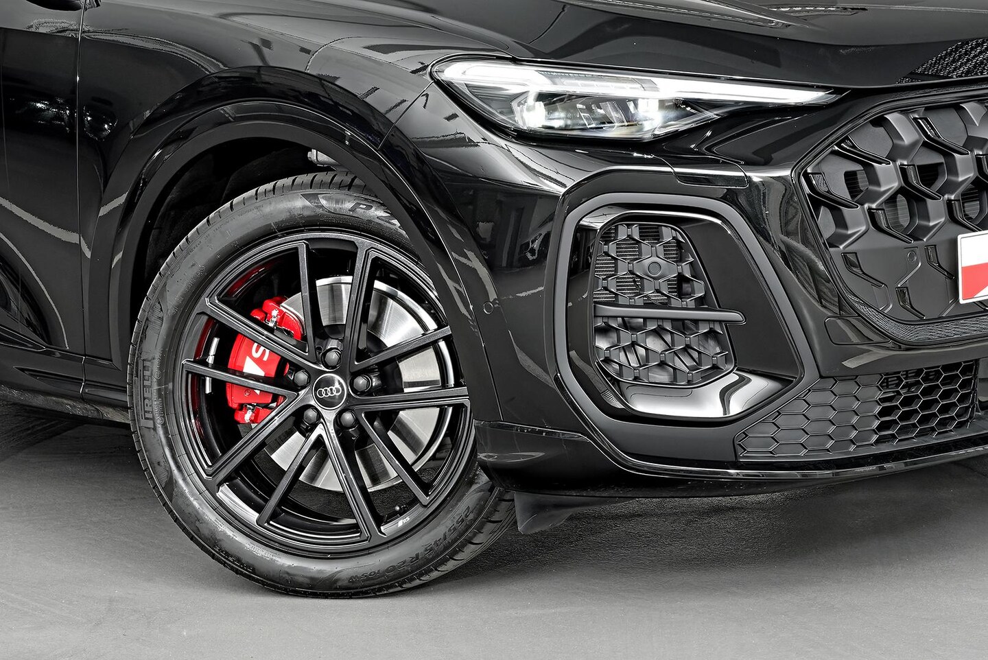 Image about Audi SQ5 SUV TFSI 270 kW edition one