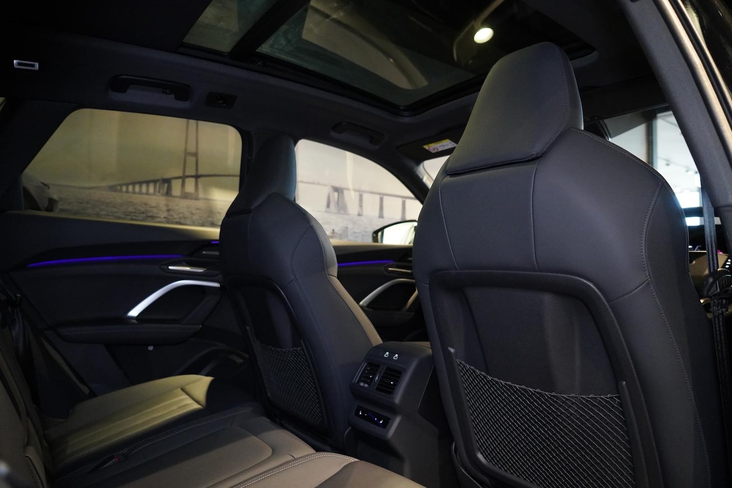 Image about Audi Q5 SUV e-hybrid quattro S tronic