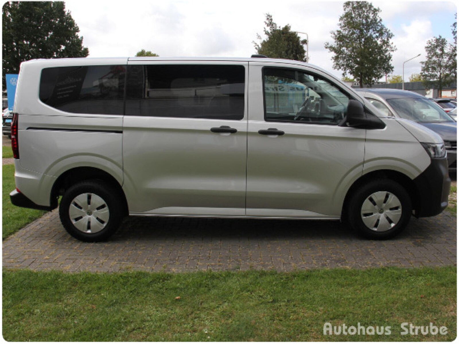 Volkswagen Caravelle – Bild 5