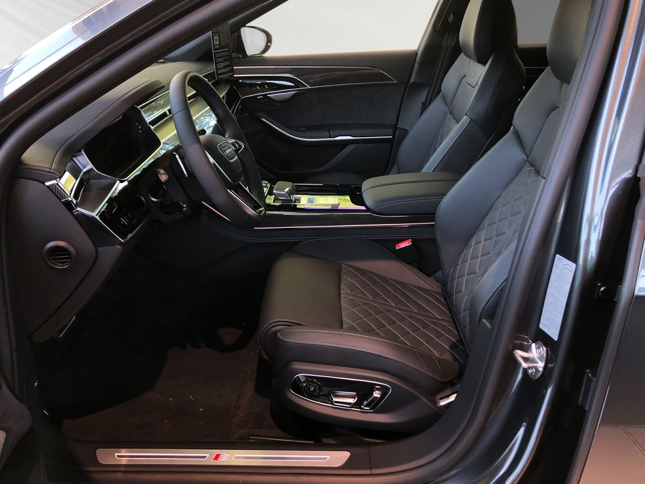 Image about Audi A8 50 TDI quattro tiptronic