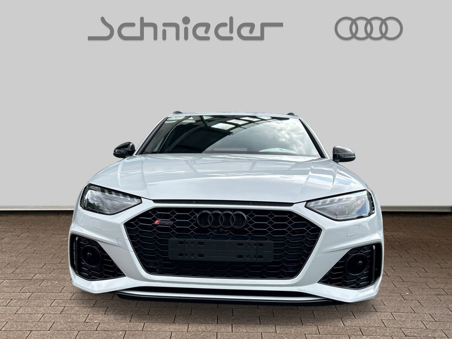 Image about Audi RS 4 Avant TFSI quattro tiptronic