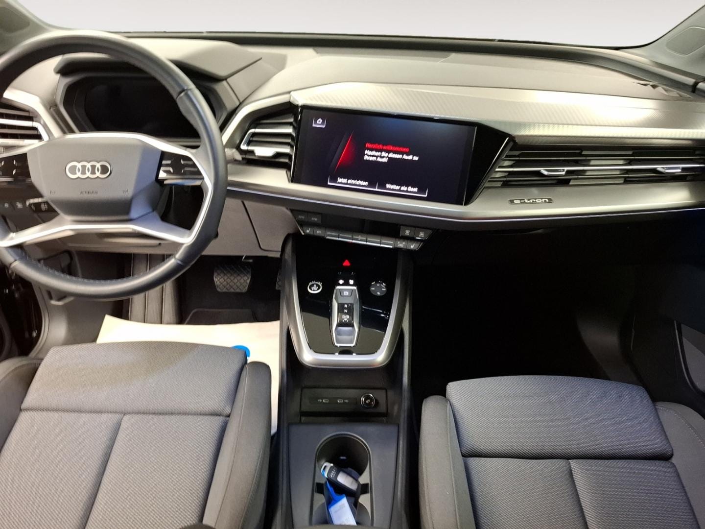 Image about Audi Q4 e-tron 40 e-tron